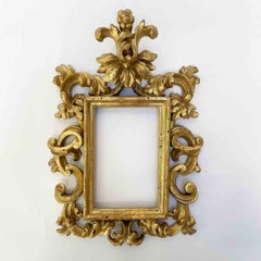 Pair Of Antique Baroque Carved And Gilded Frames Central Italy 1750s