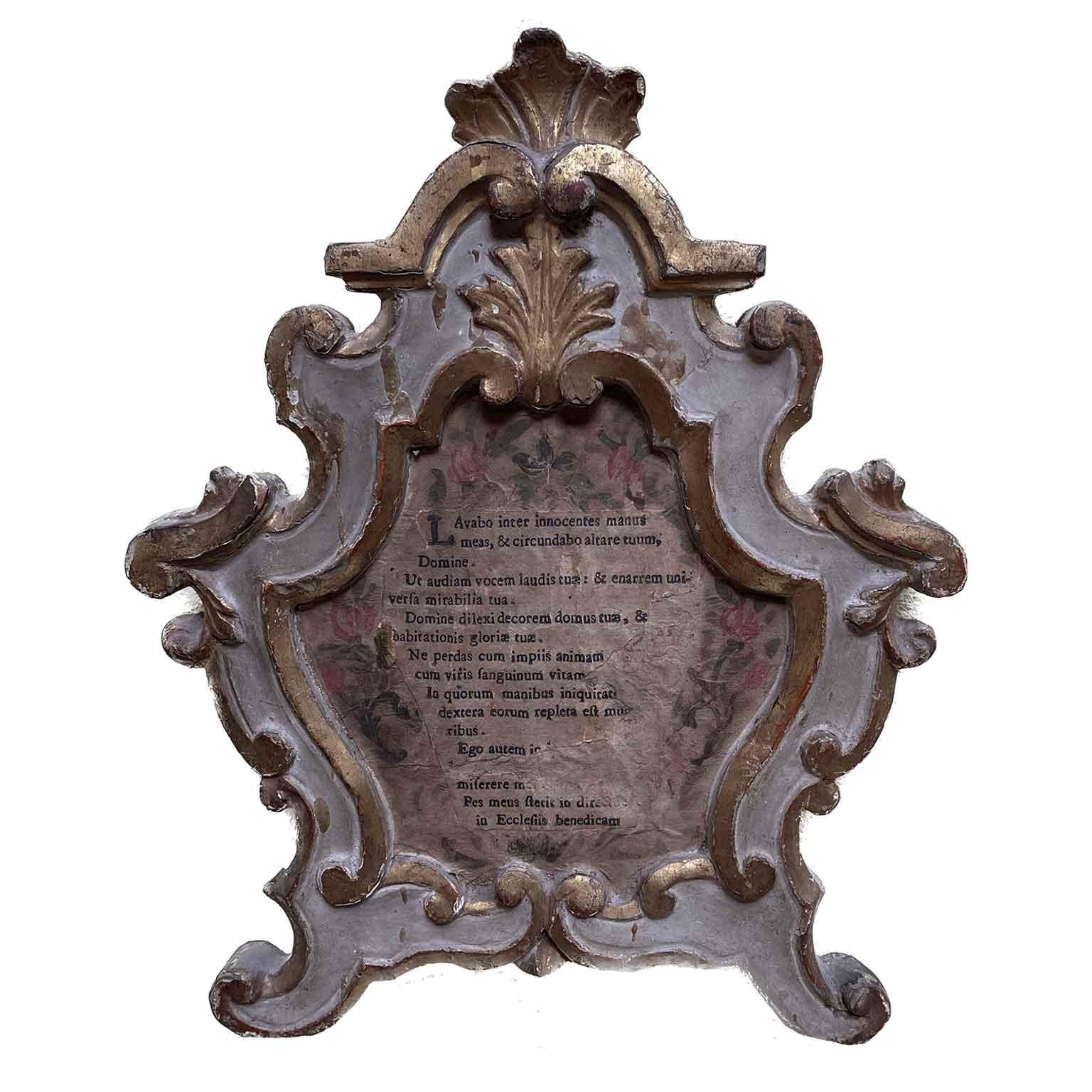 Pair of Louis XV Carved and Gilded 1700 Frames, two cartagloria for the Roman rite, shaped in carved wood lacquered in greenish gray and gilded at the edges, with praise for the sung mass in the center with watercolor borders with flowers and
