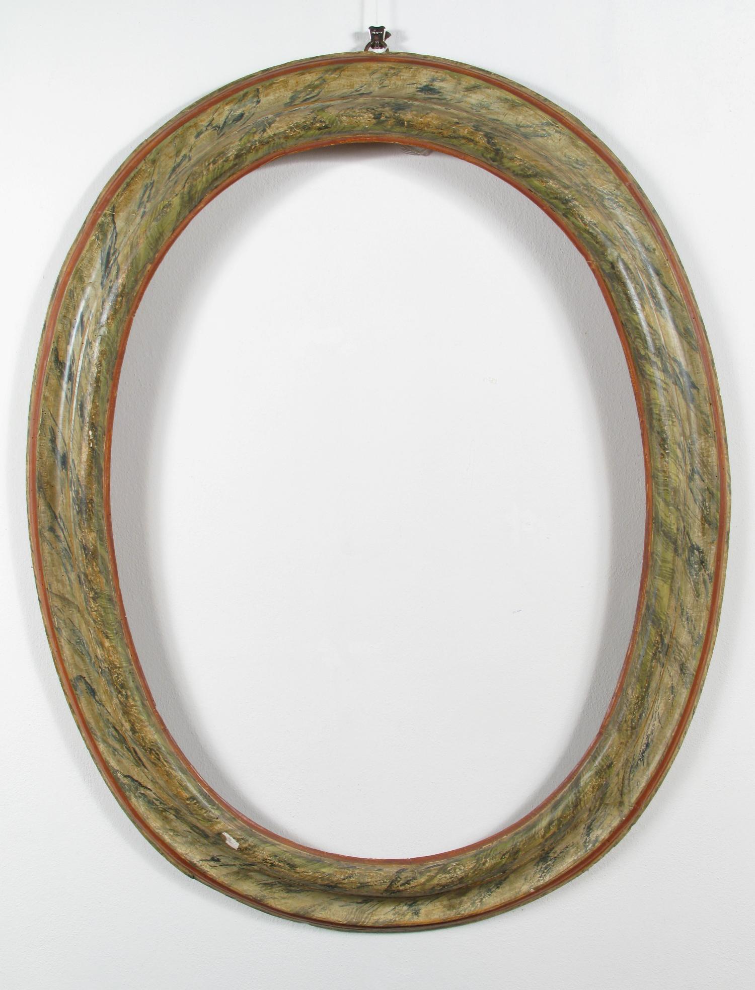 Pair of marbled oval frames, Venetian, Louis XIV° In Good Condition For Sale In Brescia, IT