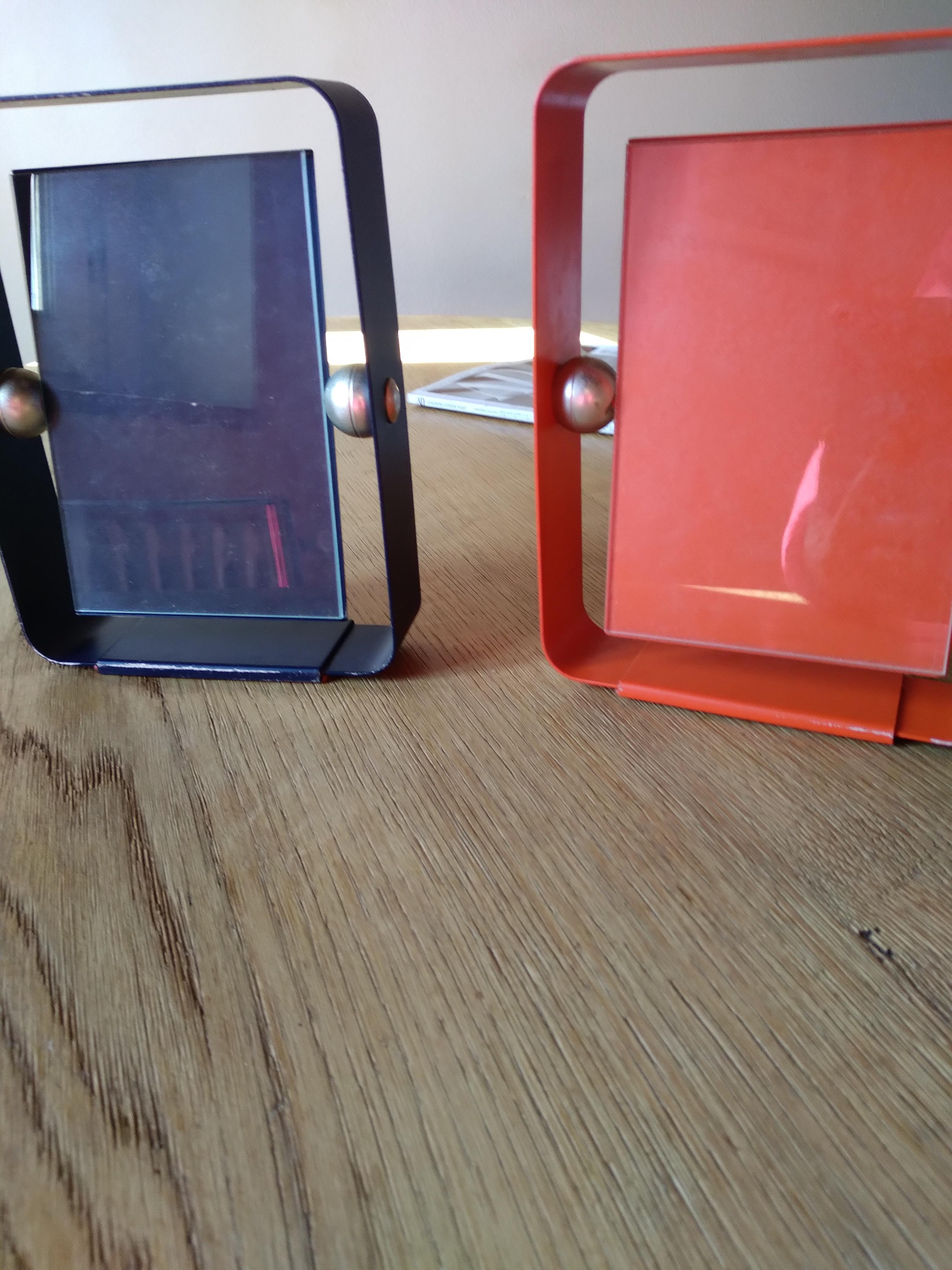 Pair of Picture Frames Ca Italy1960 Metal Lacquered Glass  For Sale 2