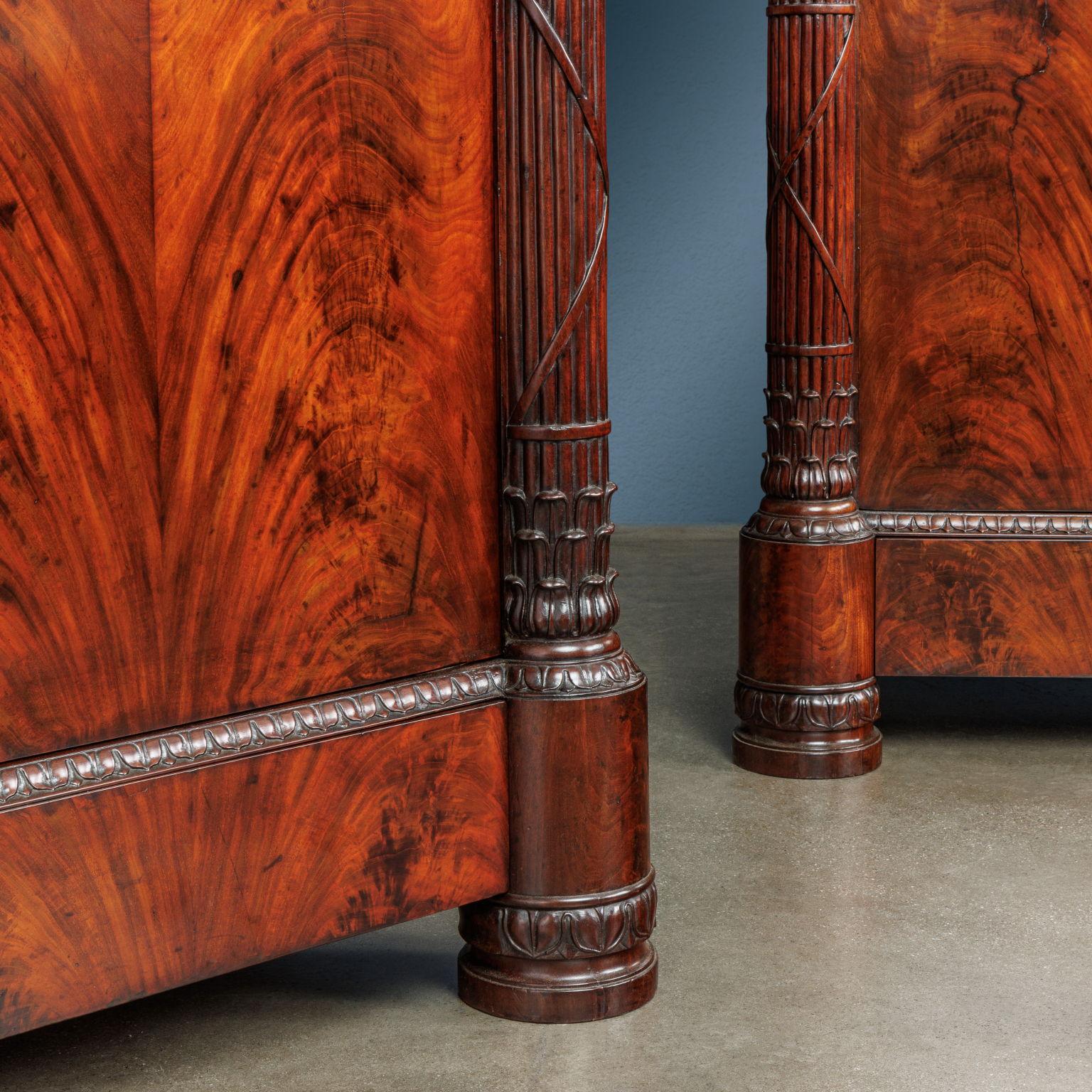 Pair of sideboards Lucchese manufacture second decade of the 19th century For Sale 1