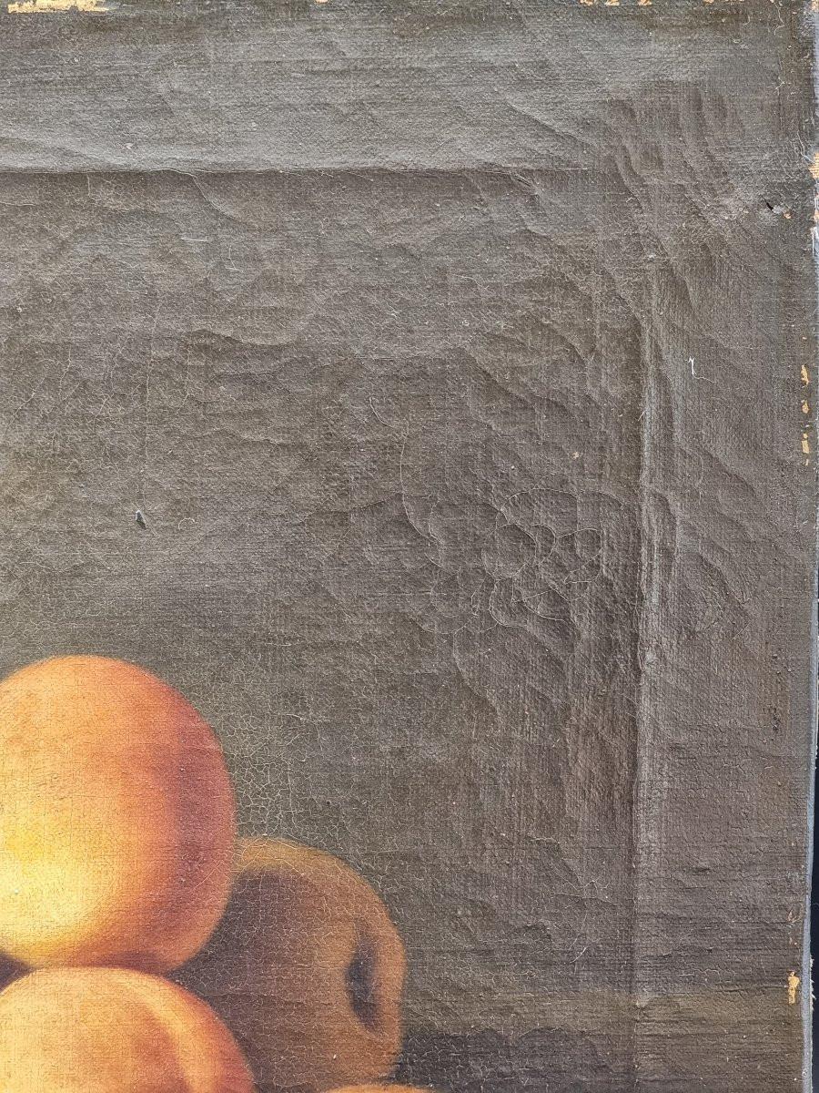 Fait main Paire de tableaux : nature morte avec fruits dans des cadres plaqués argent, fin du 18e siècle en vente