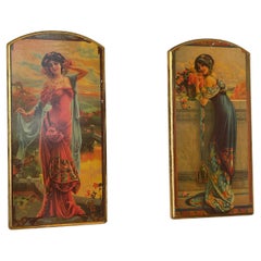 Coppia di Dipinti su Legno con Figure Femminili in Stile Art Nouveau