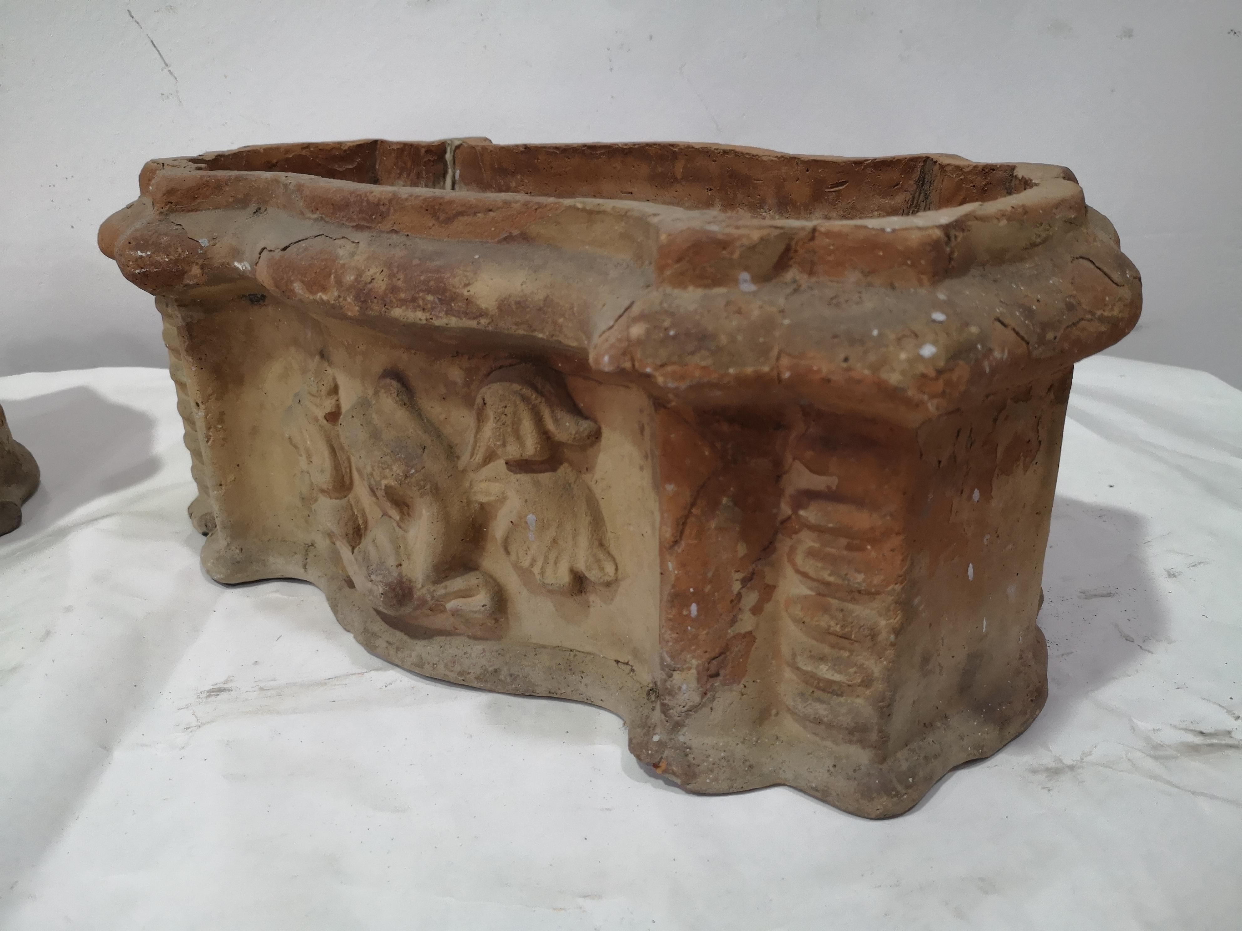 Coppia di Fioriere Siciliane in Terracotta metà 800 in vendita 5