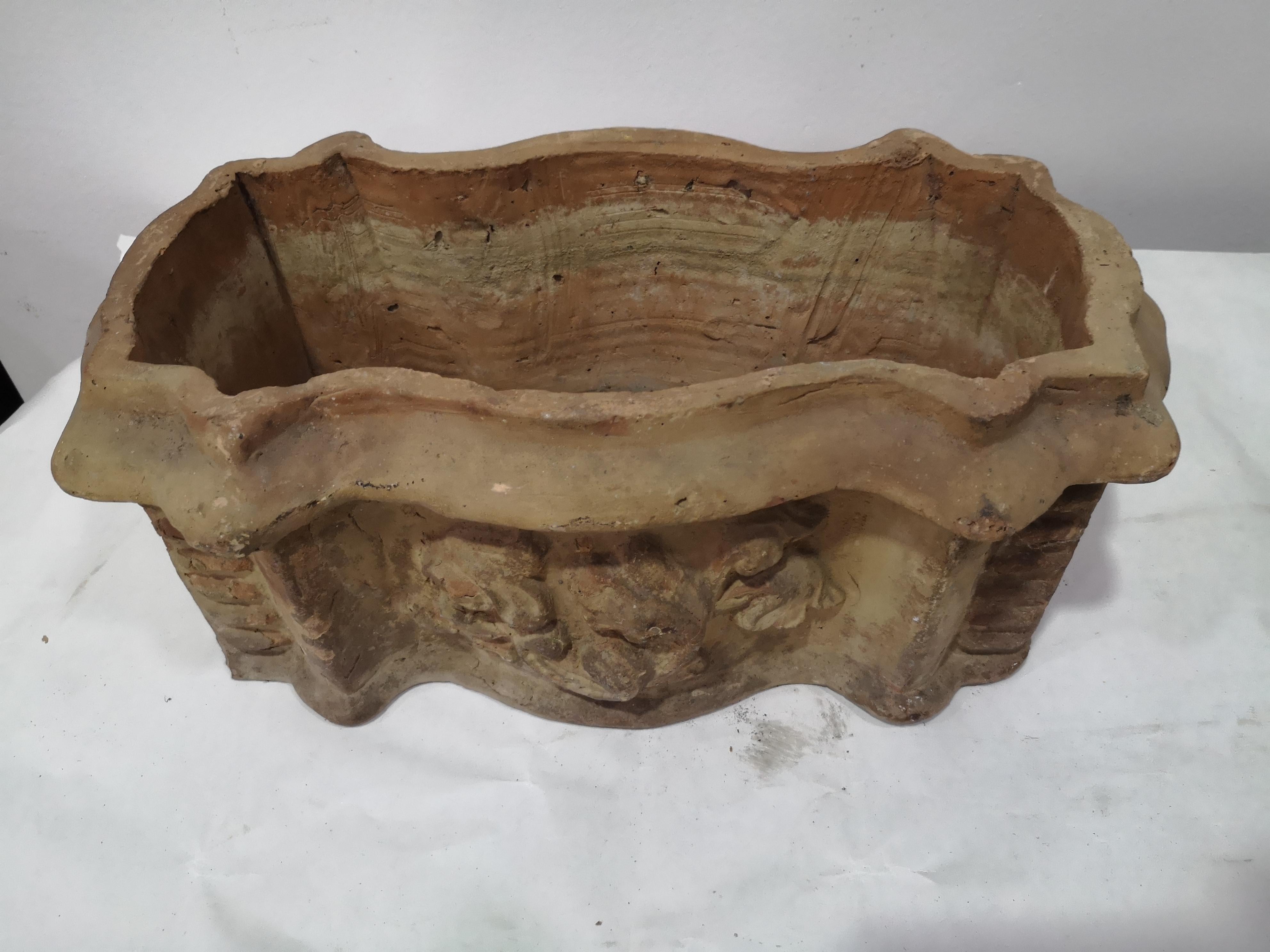 19th Century Coppia di Fioriere Siciliane in Terracotta metà 800 in vendita