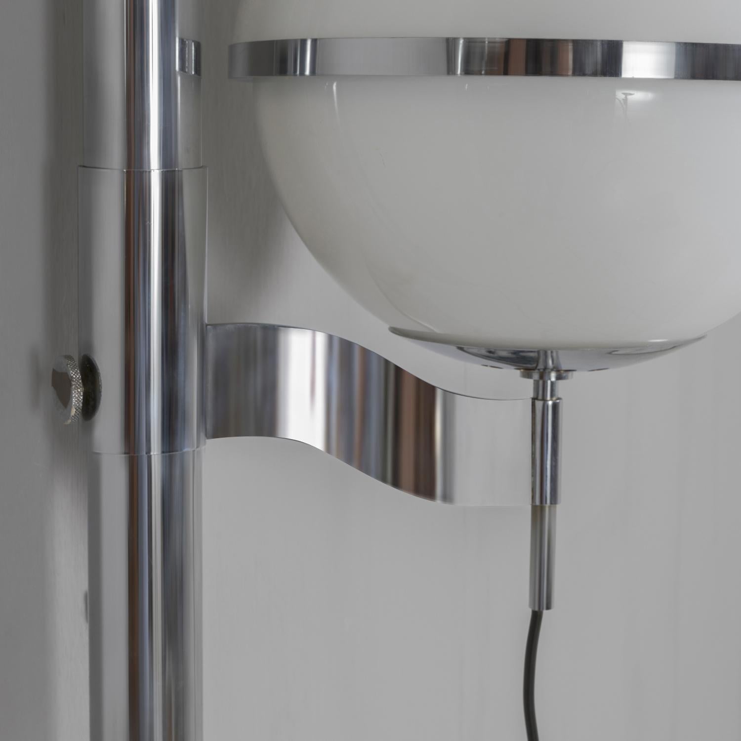 Coppia di grandi applique mod. Pusicona, Artemide 1970 in vendita 2