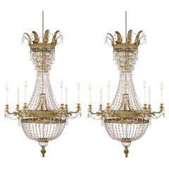Coppia Di Grandi Lampadari Italiani In Cristallo Impero XVIII Secolo Sette Luci