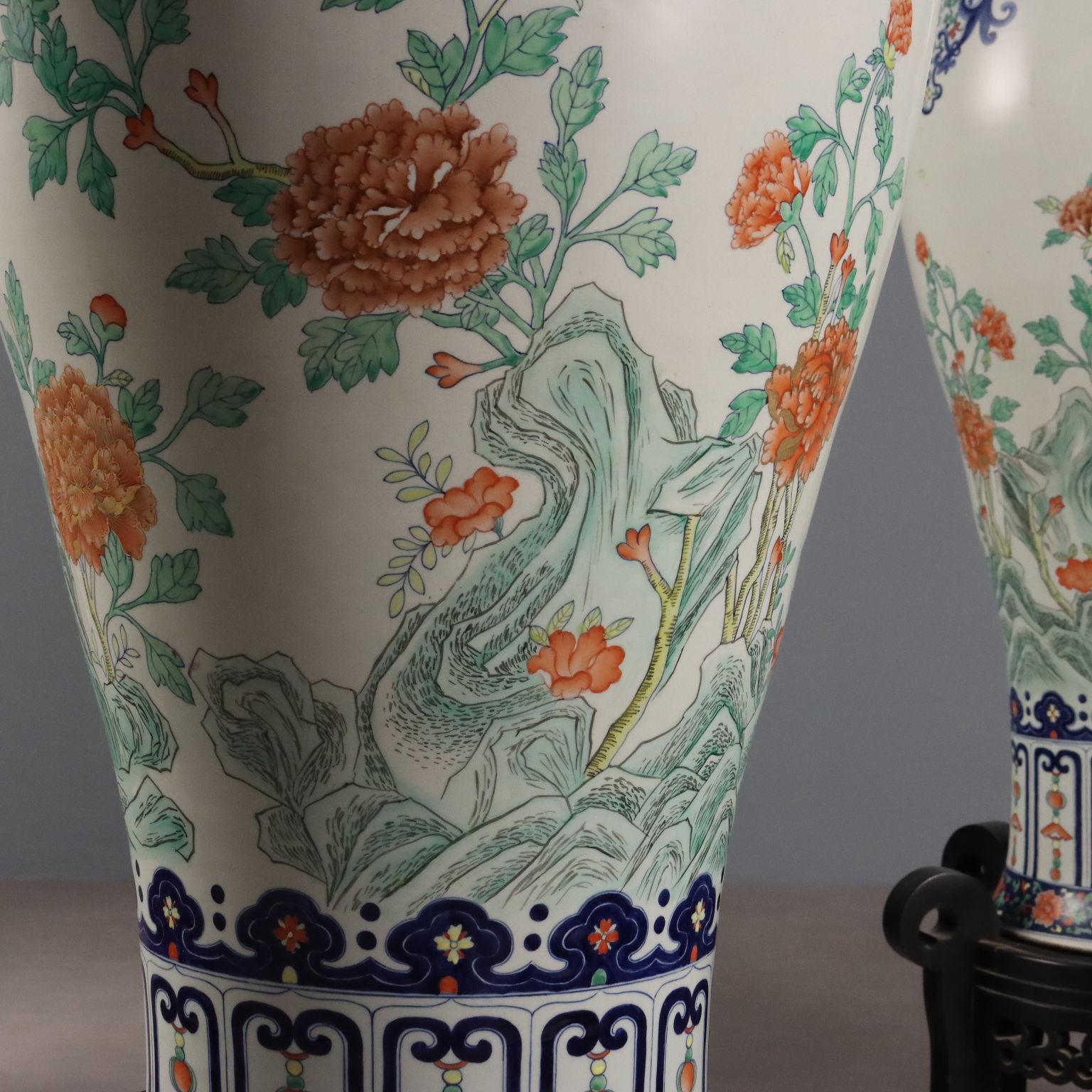 Coppia di Grandi Vasi a Balaustro con Coperchio Cina XX Secolo en venta 1