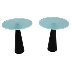 Coppia di Guèridon Lacca nera e Piano in Vetro opaco 1980 Italia Sottsass style