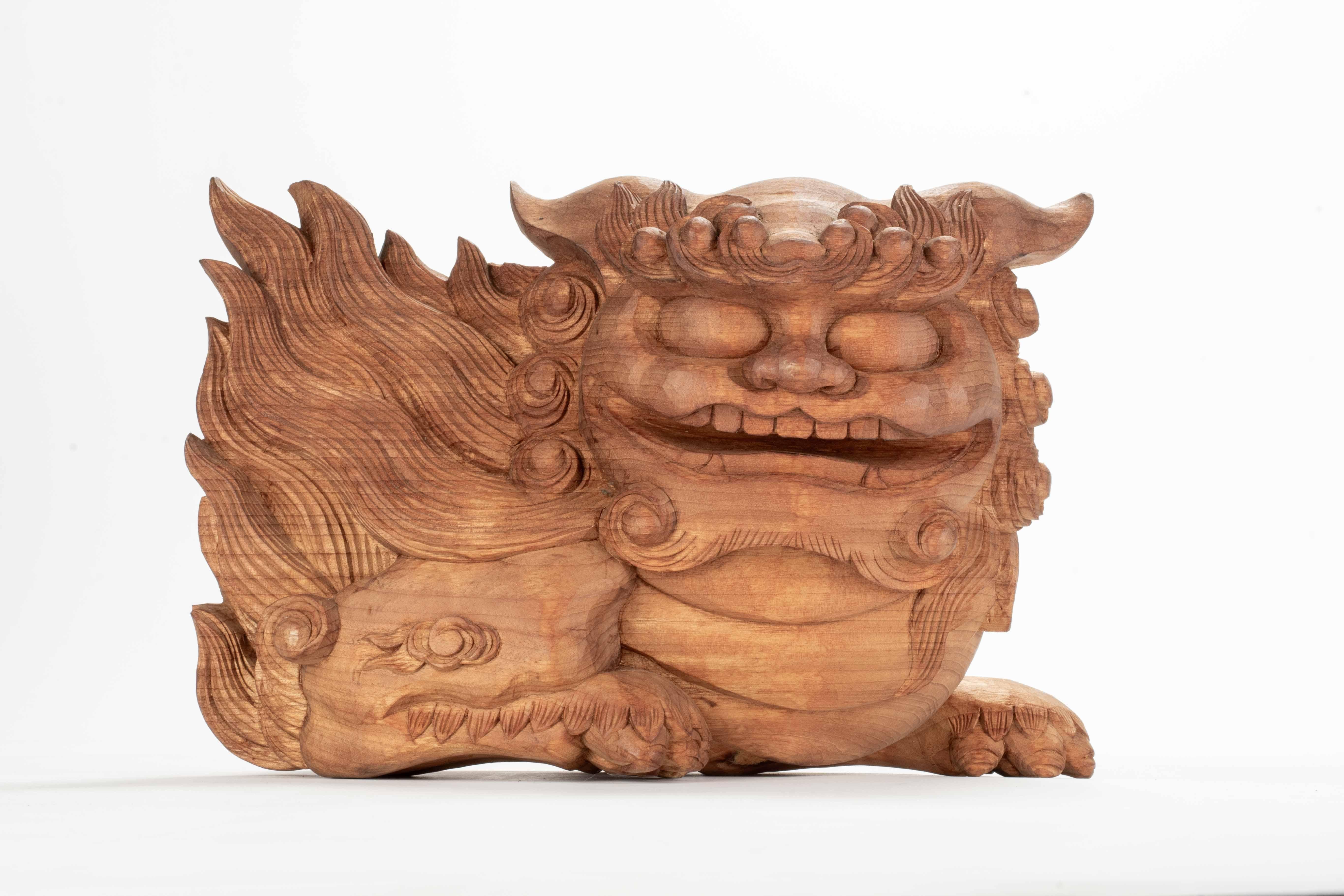 Japanese Pair of shishi-shaped kibana For Sale