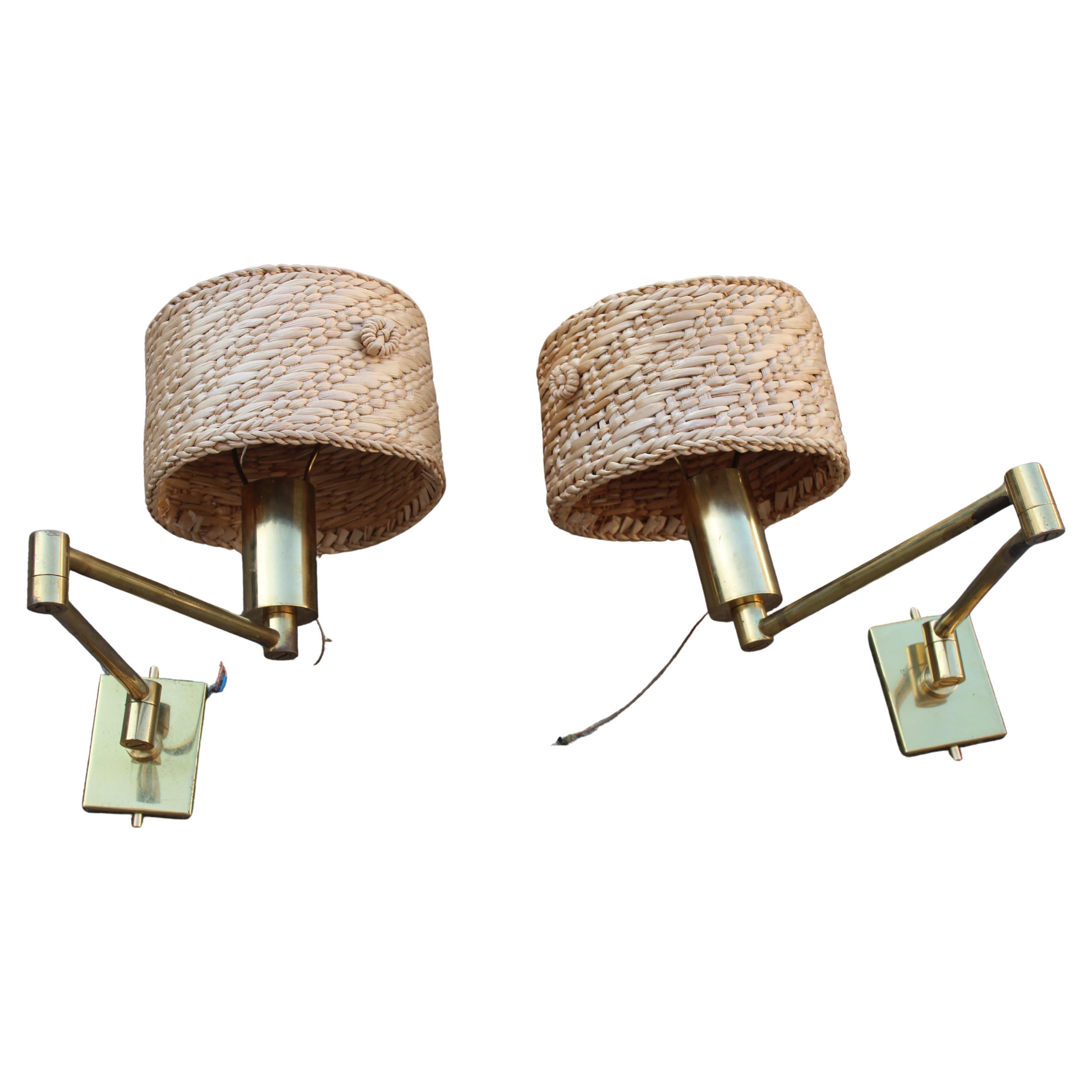 Coppia di Lamapde da comodino in Ottone e Paglia Italia 1970 direzionabili in vendita