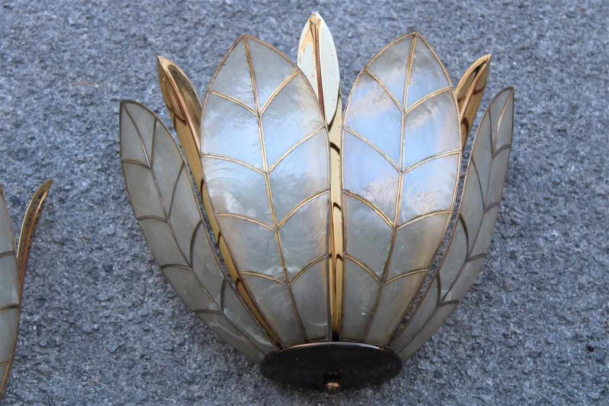 Bohème Paire d'appliques décoratives Bottega Gadda Tommaso Barbi 1970 Laiton en vente