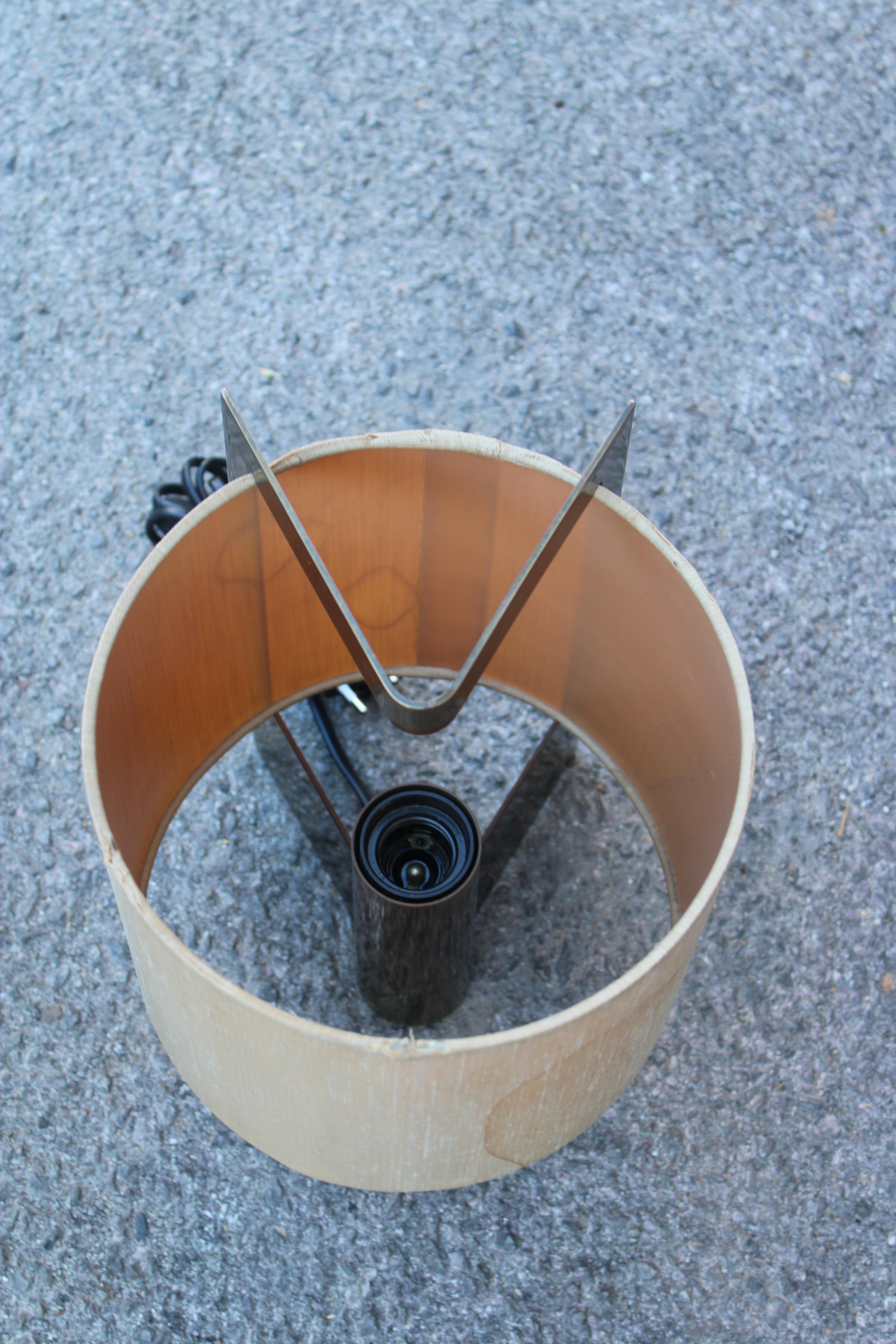 Paire de lampes de table Giuliana Gramigna en laiton et tissu 1970 Minimal Bon état - En vente à Palermo, Sicily