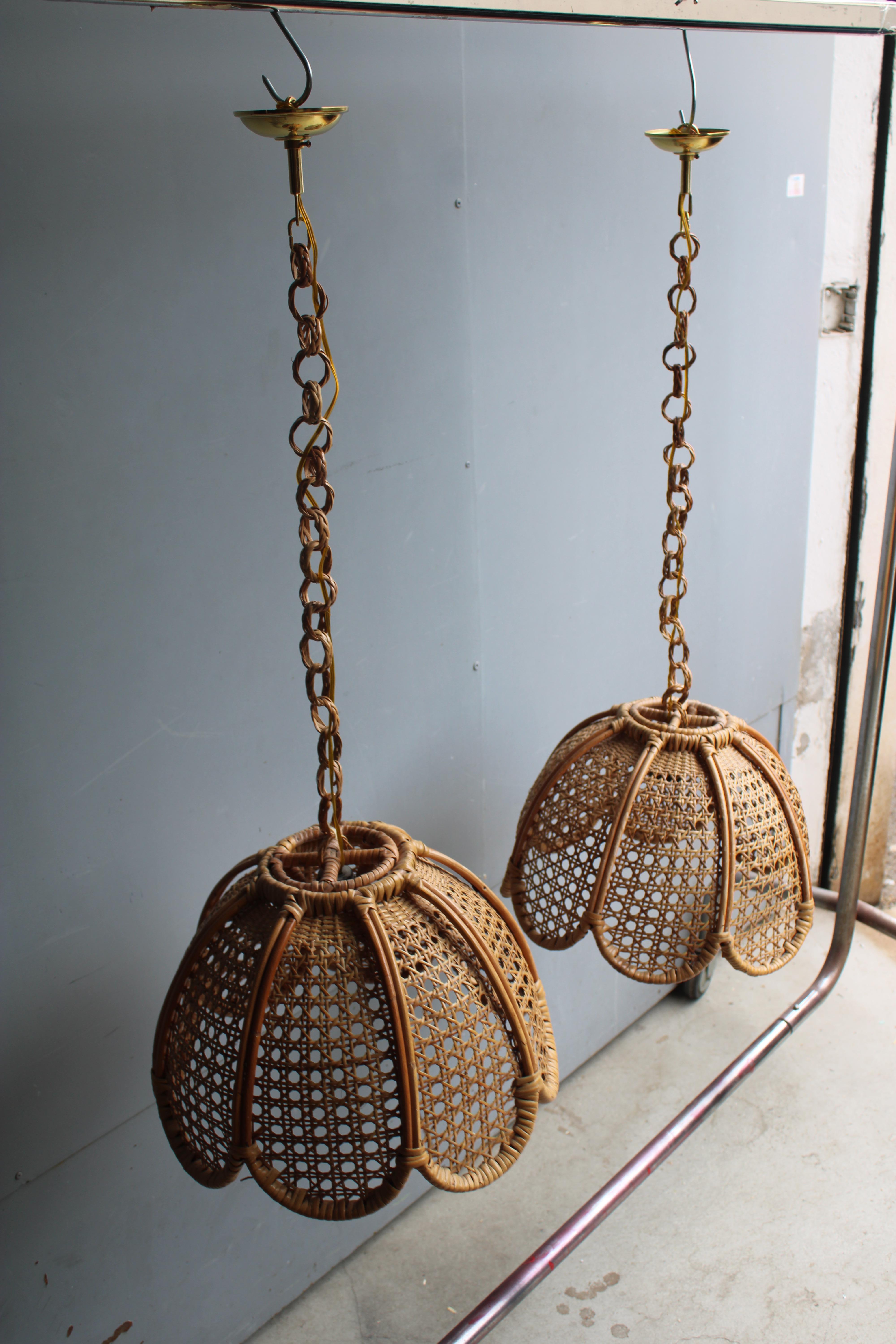 Coppia di Lampadari in Bambù e Ottone design Italiano 1970 Paglia im Angebot 7
