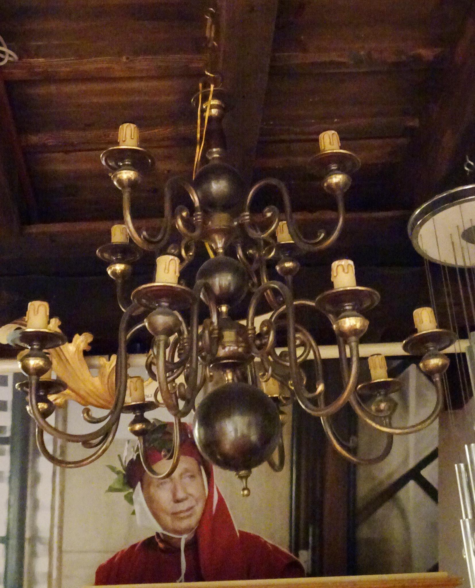Other Pair of bronze chandeliers in 17th-century Dutch style For Sale