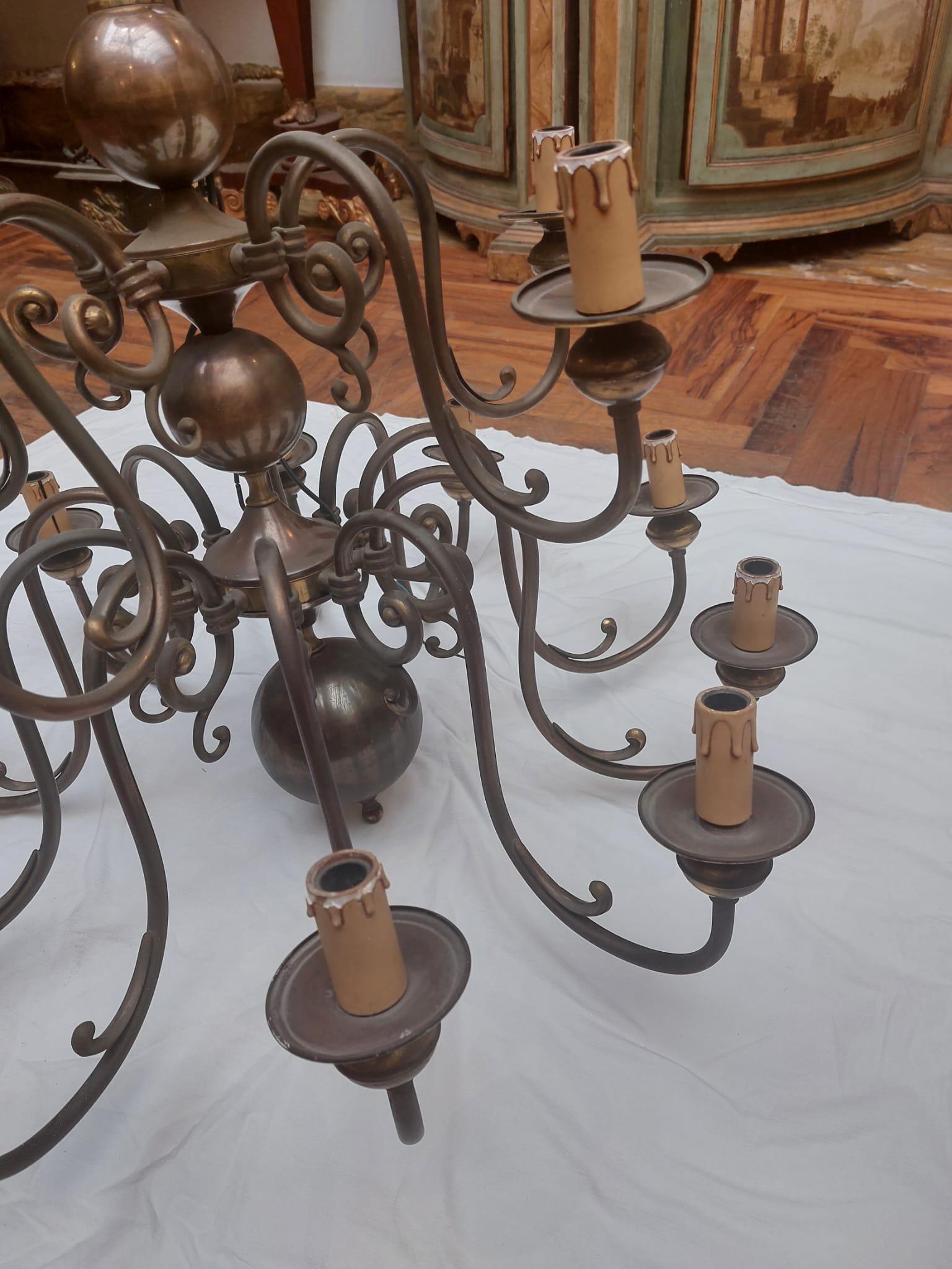 Patinated Pair of bronze chandeliers in 17th-century Dutch style For Sale