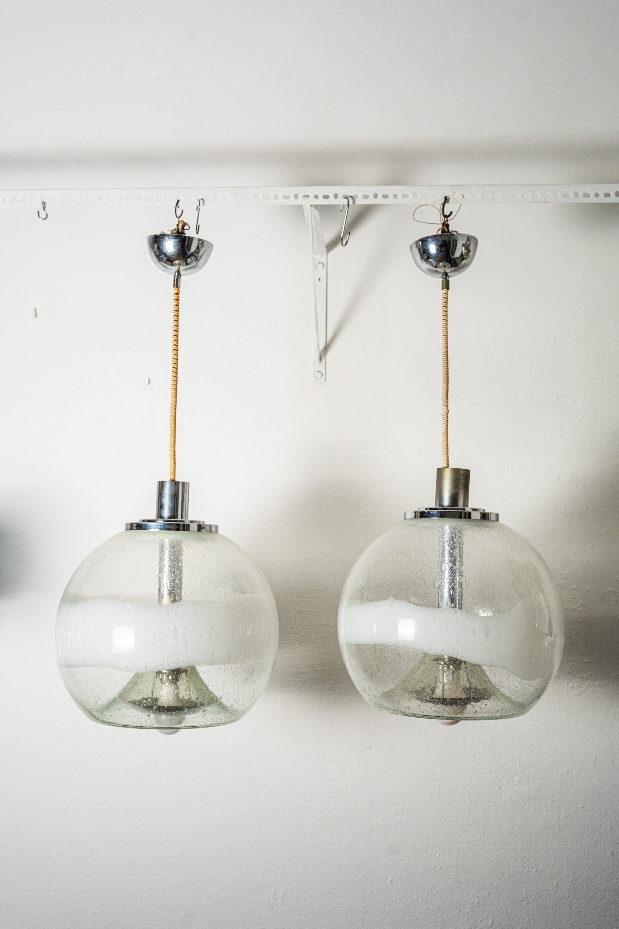 Coppia di lampadari in vetro di Murano di Gino Poli e Ettore Fantasia per Sotis en vente