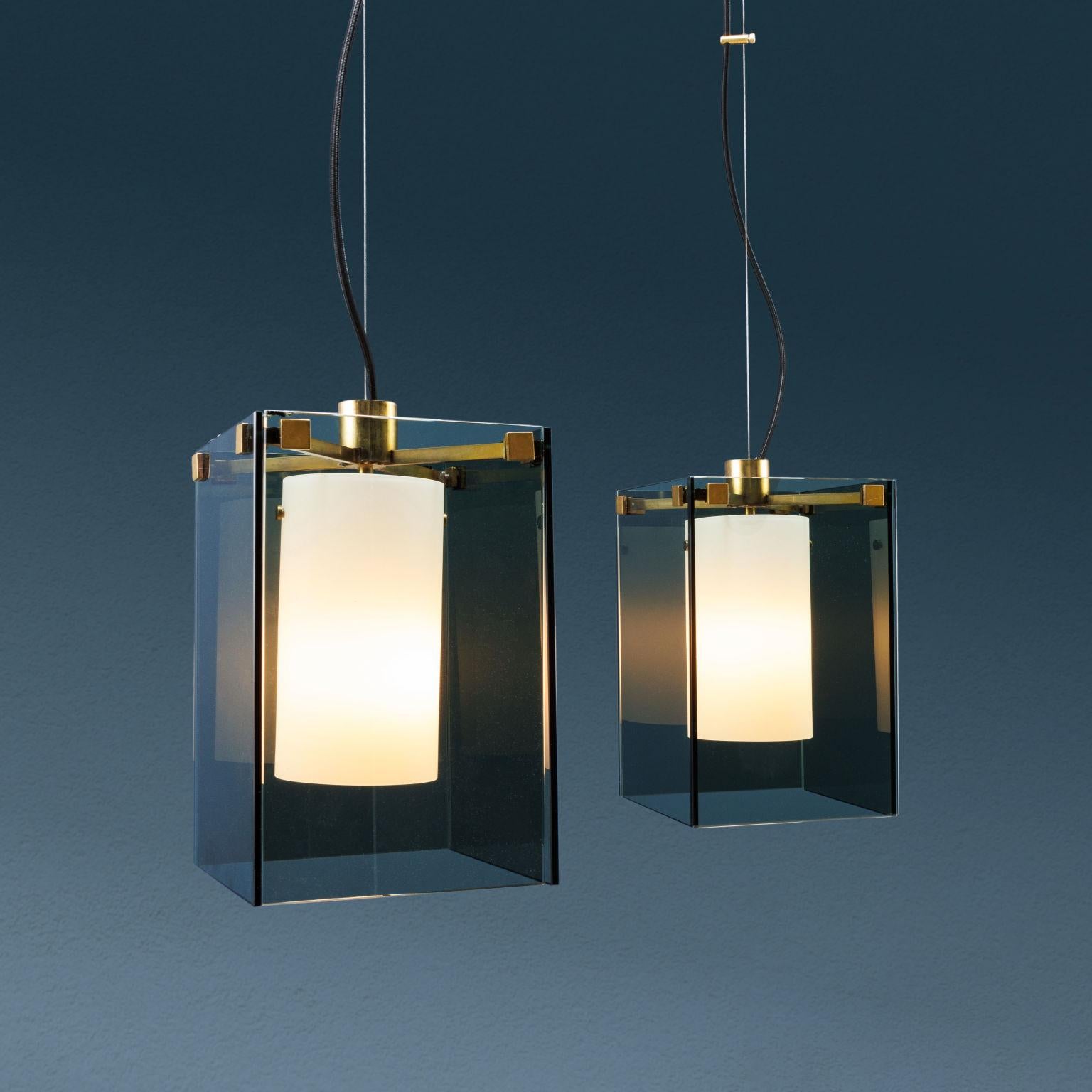 Italian Coppia di Lampade '2211' Max Ingrand per FontanaArte, anni 50s-60s vetro bianco in vendita