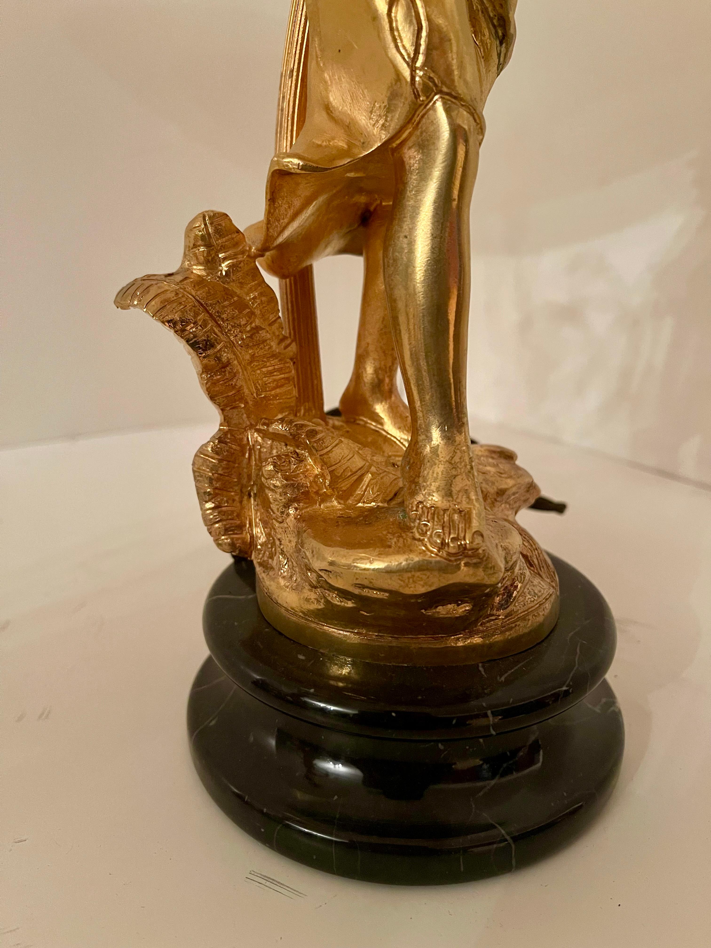 Pair of glass and bronze luxury Italian vintage style room lamps In Good Condition For Sale In Cantù, IT