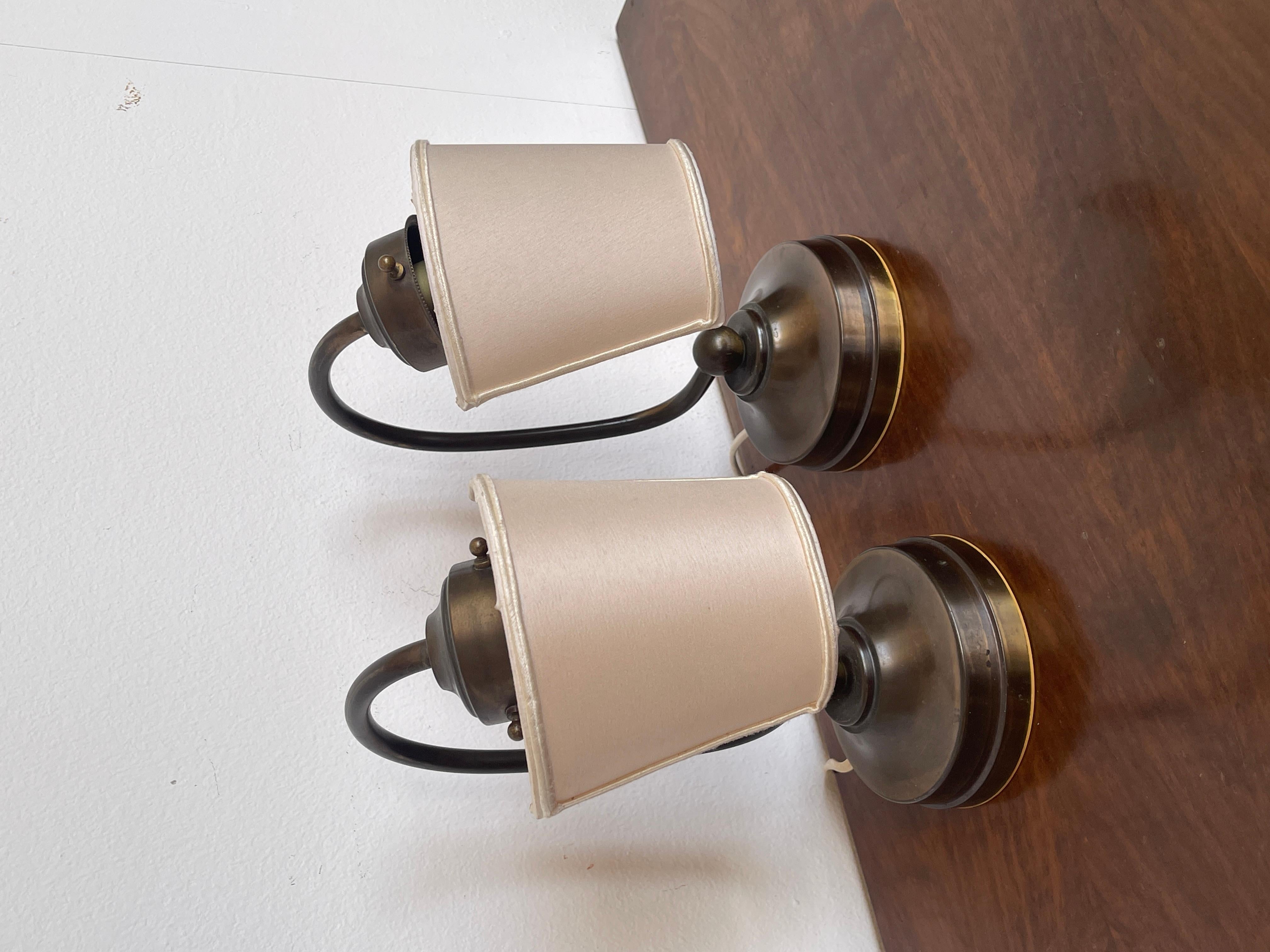 Coppia di lampade da comodino vintage italian anni '60 Latón en venta