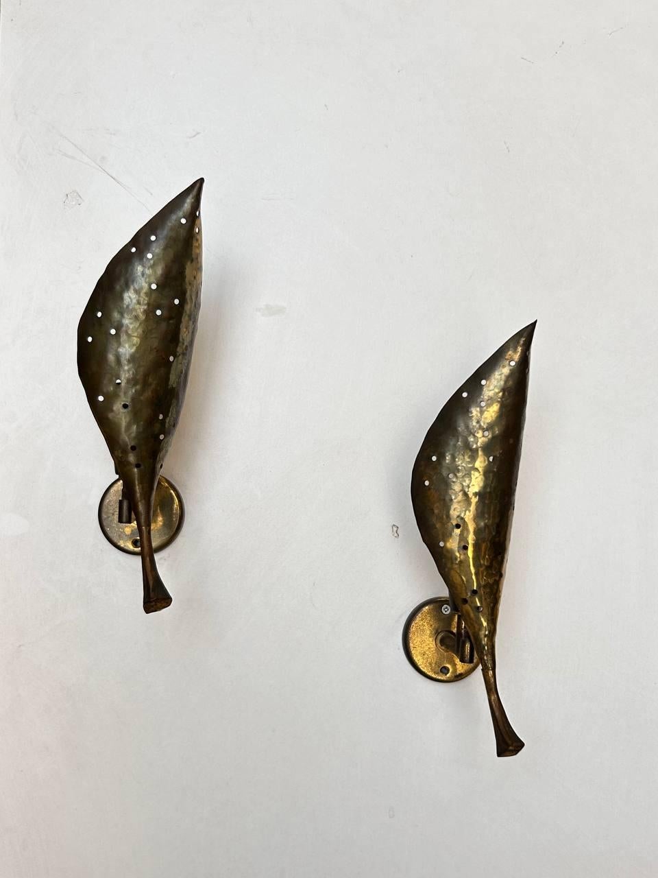 Pair of wall lamps by Angelo Lelli for Arredoluce For Sale 5