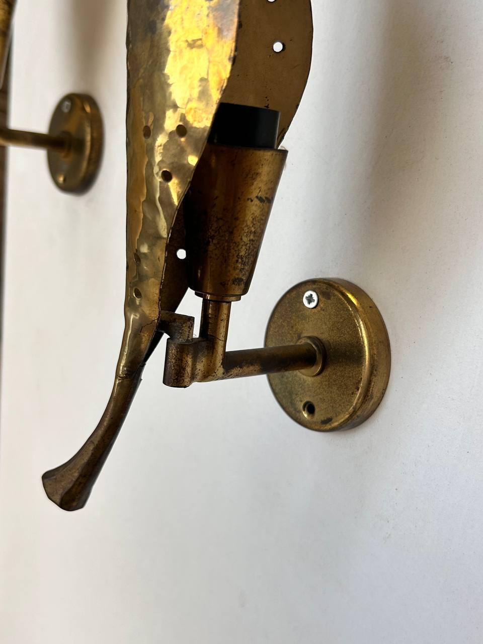 Pair of wall lamps by Angelo Lelli for Arredoluce In Good Condition For Sale In Vittoria, IT