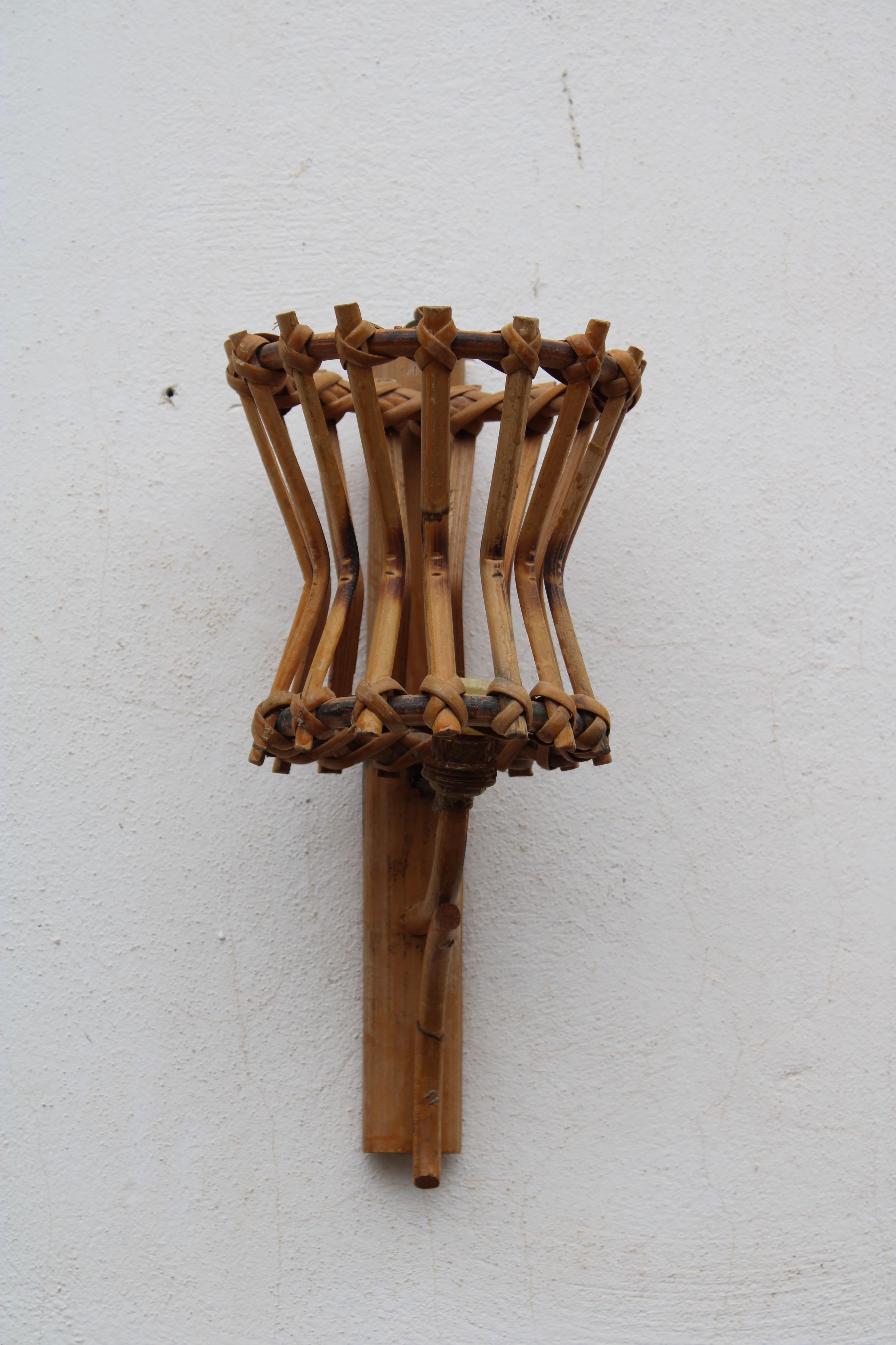 Coppia di lampade da muro in bambo Italiane del 1950 Mid-century in vendita 5