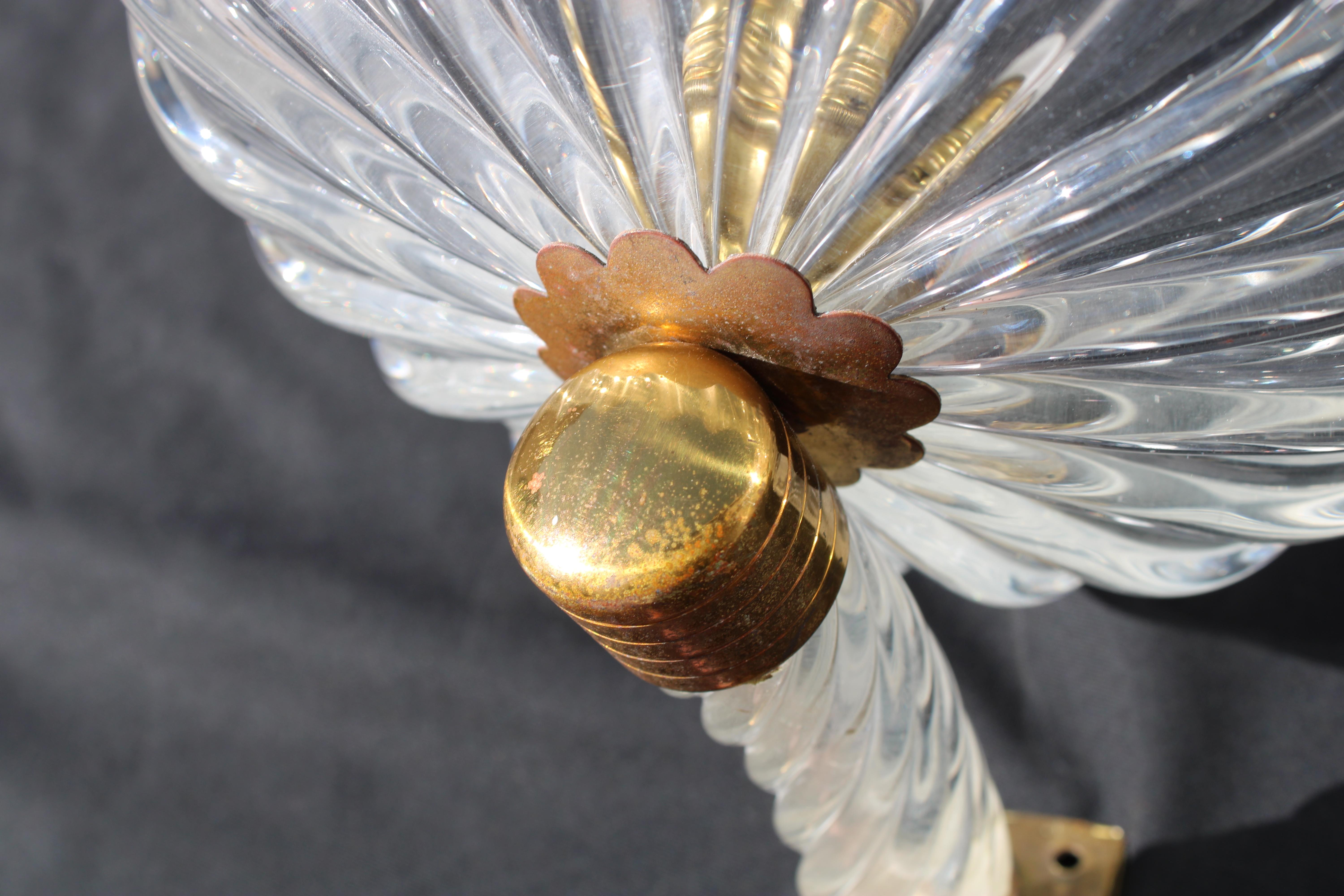 Italian Pair of Barovier 1940 Murano Wall Lamps Brass Parts For Sale