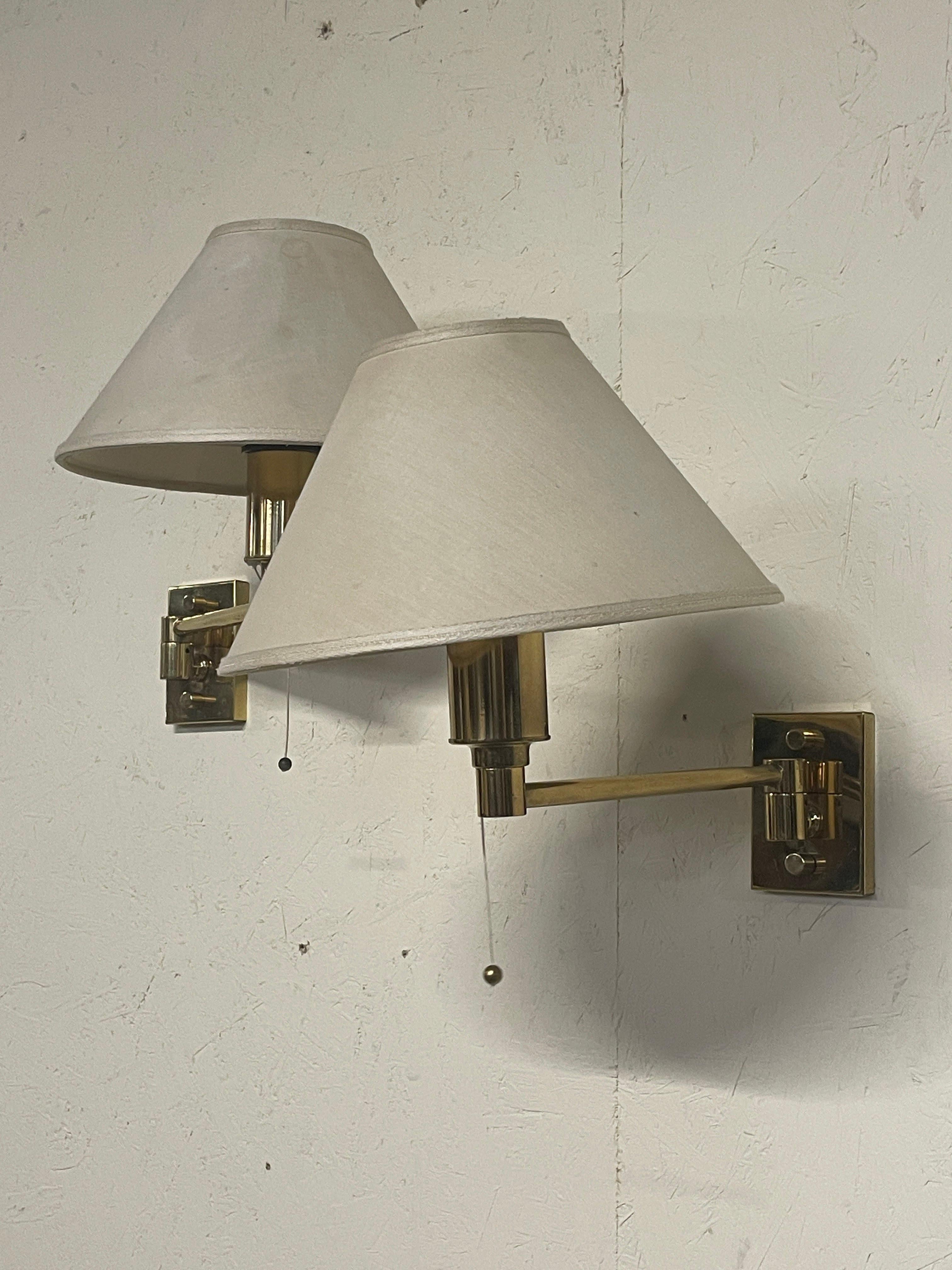 Late 20th Century Paire d'appliques en laiton, 1970 en vente