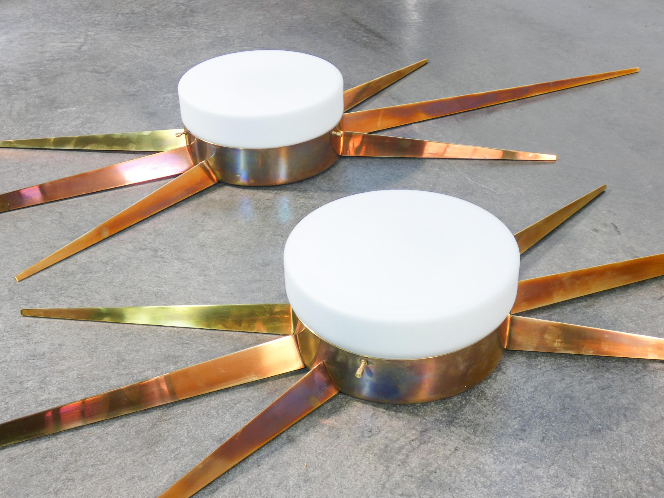 Pair of wall or ceiling lamps, design by Giò PONTI for ARREDOLUCE 2