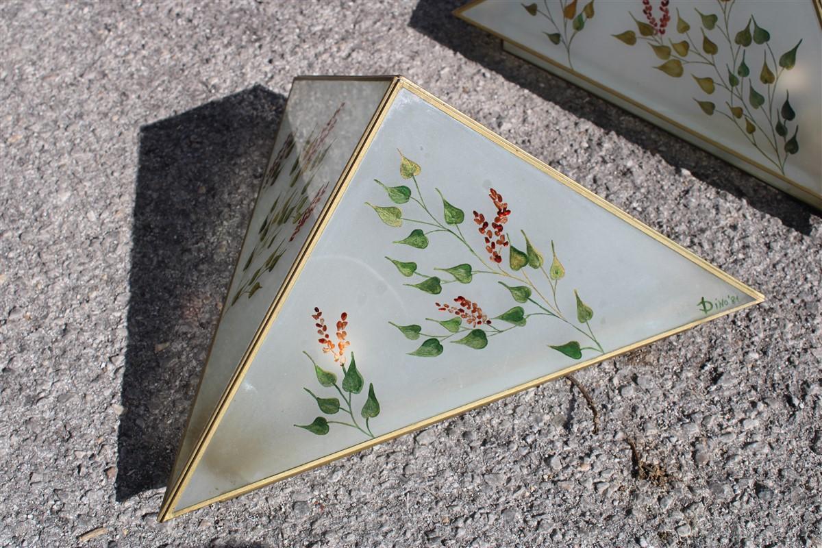 Minimalist Pair of Wall Lamps triangle design Italian glass painted naturalist For Sale