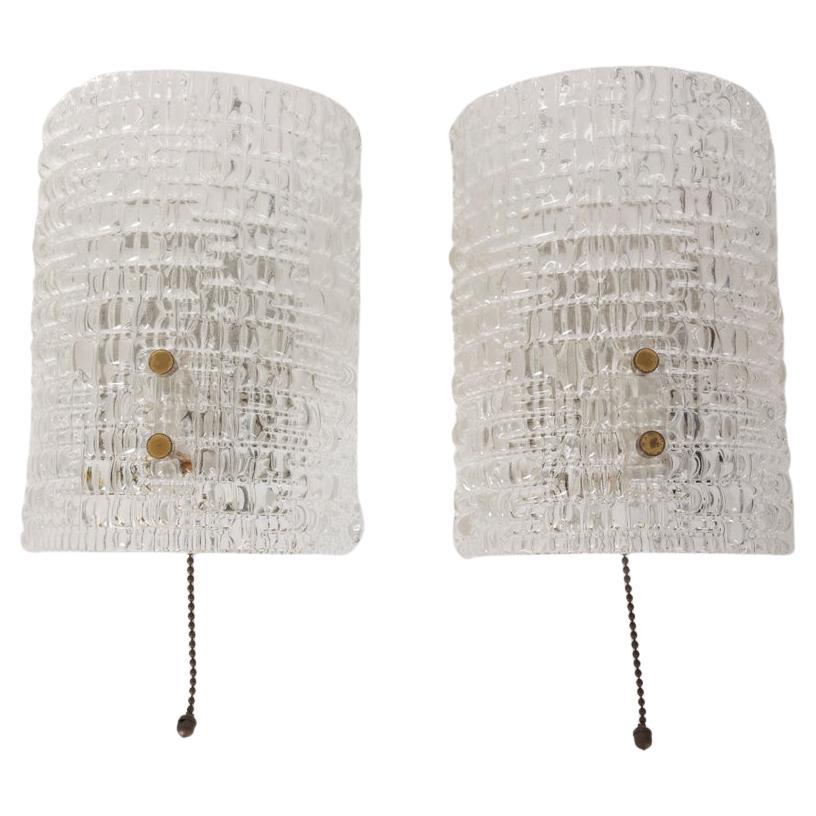 Paire d'appliques vintage des années 1960 en cristal laiton design italien