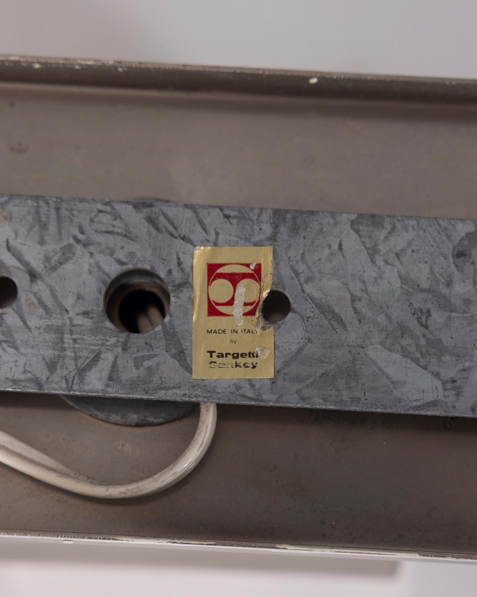 Coppia di lampade da parete vintage anni 70 metallo e vetro design Targetti en venta 1