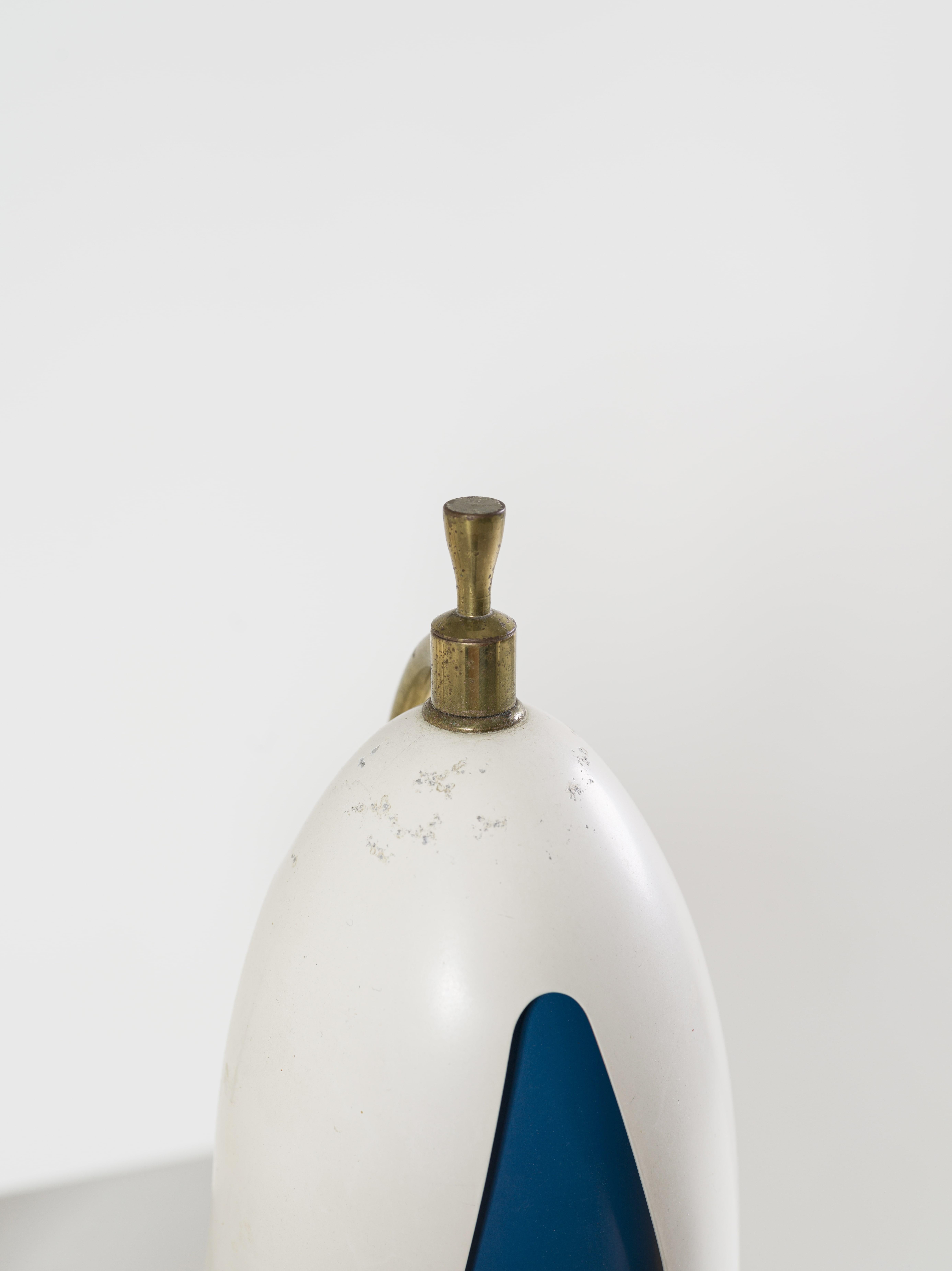 Verni Paire de lampes de table Angelo Lelii pour Arredoluce Italie modèle 12398 années 50 en vente