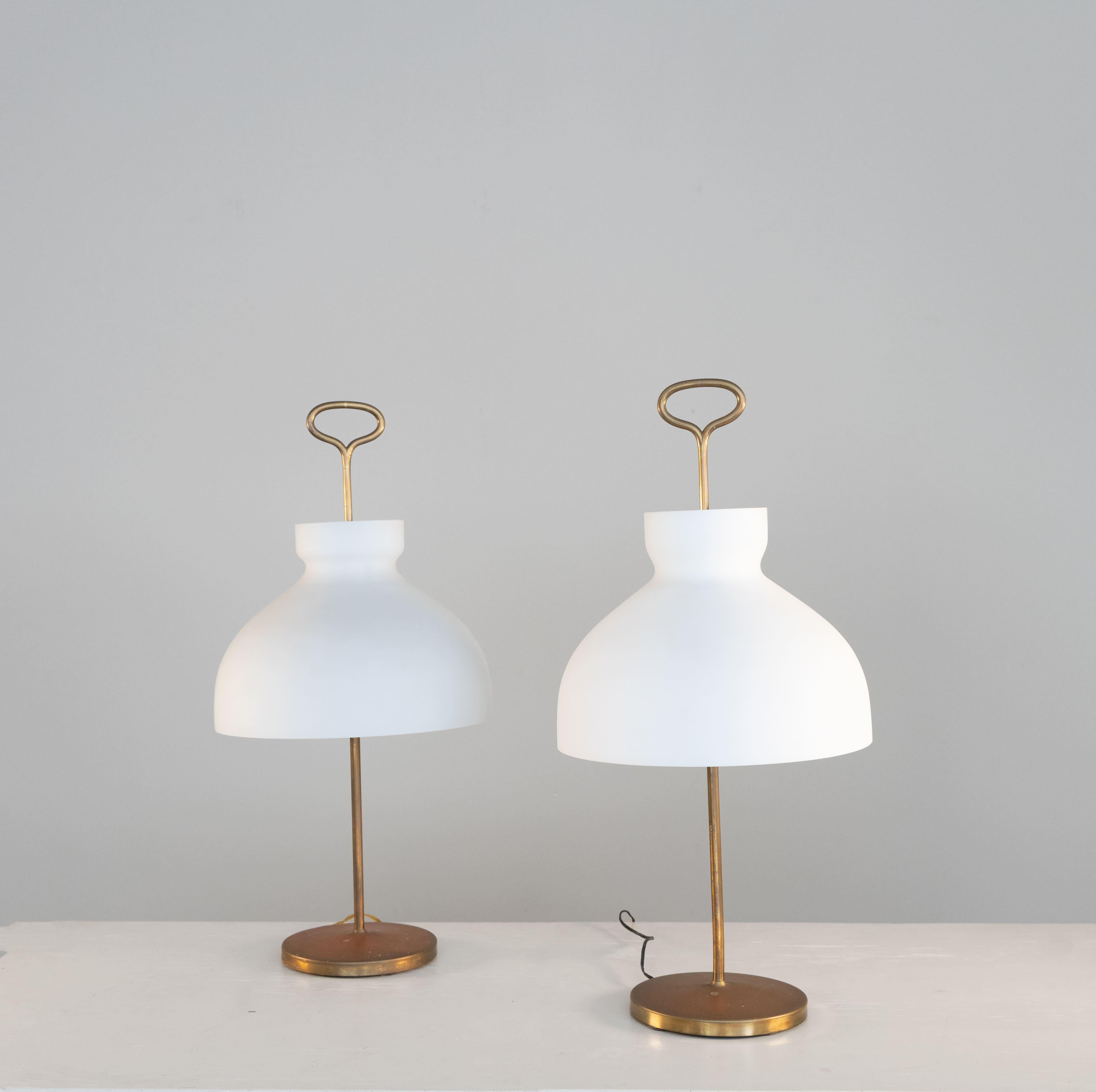 Mid-Century moderno Coppia di lampade da tavolo Arenzano, Ignazio Gardella, Azucena, 1965 in vendita