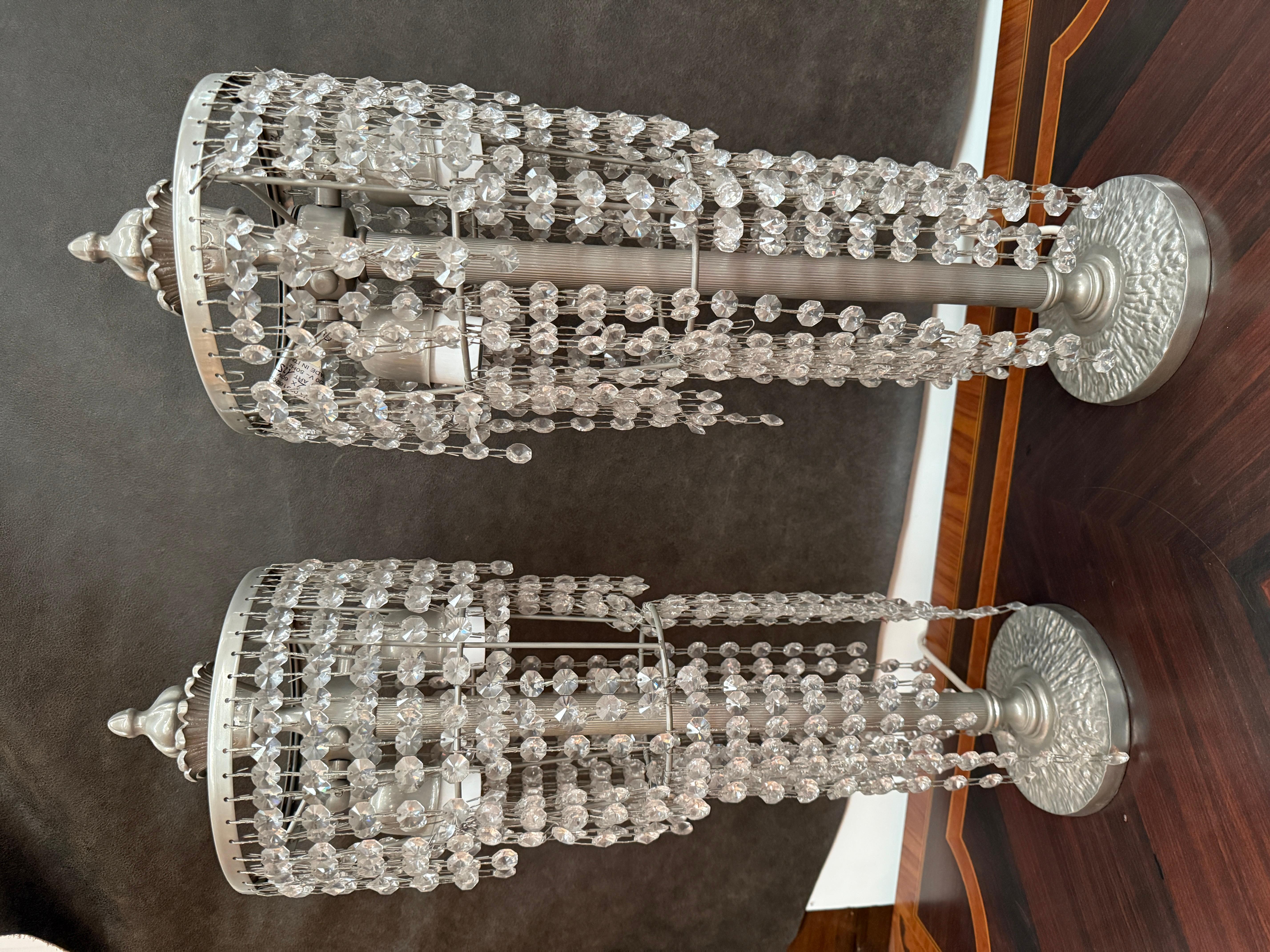 Pareja de elegantes lámparas de mesa rugiano de estilo clásico italiano años 80 Italian en venta