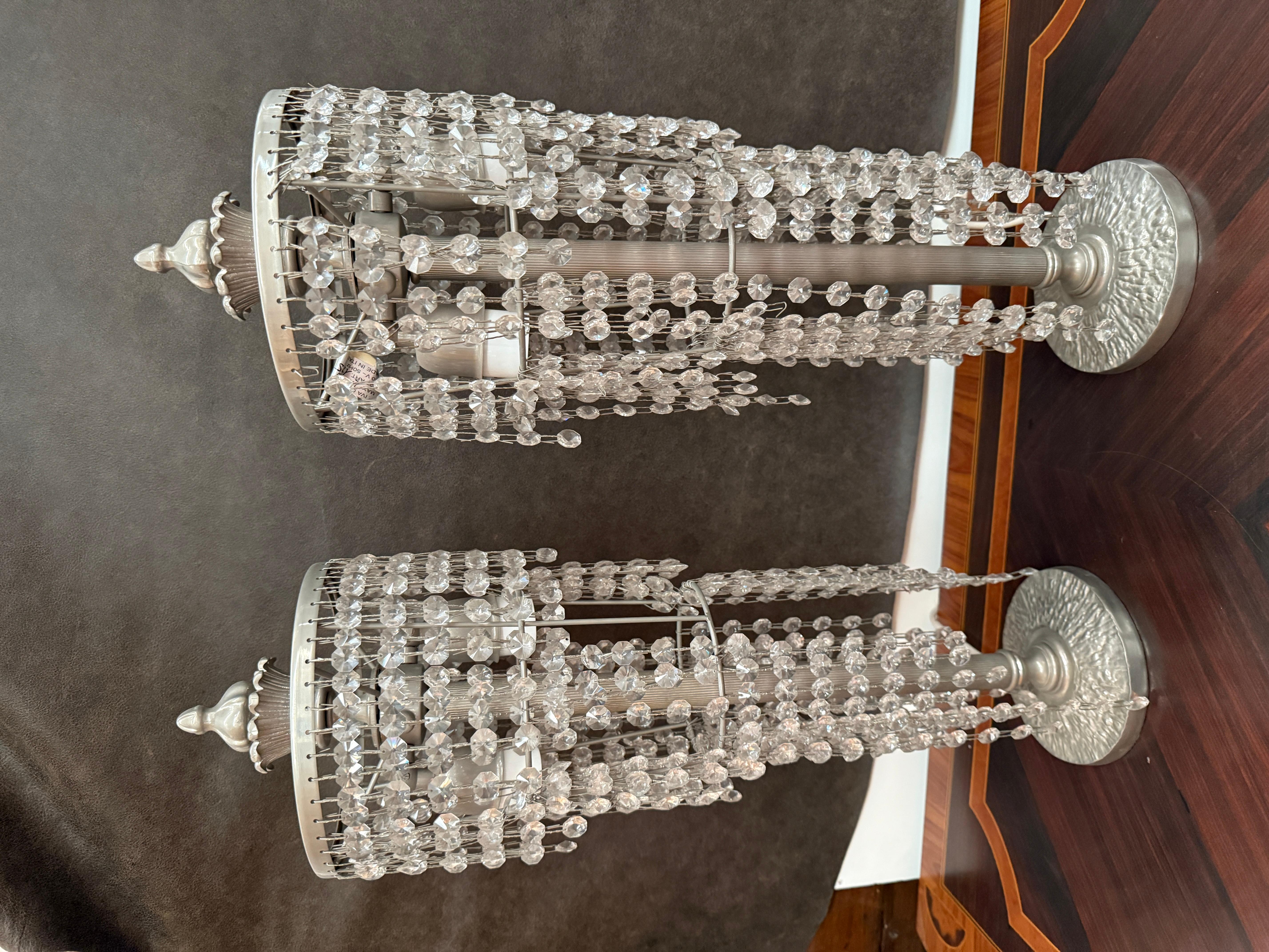 Pareja de elegantes lámparas de mesa rugiano de estilo clásico italiano años 80 en venta 1