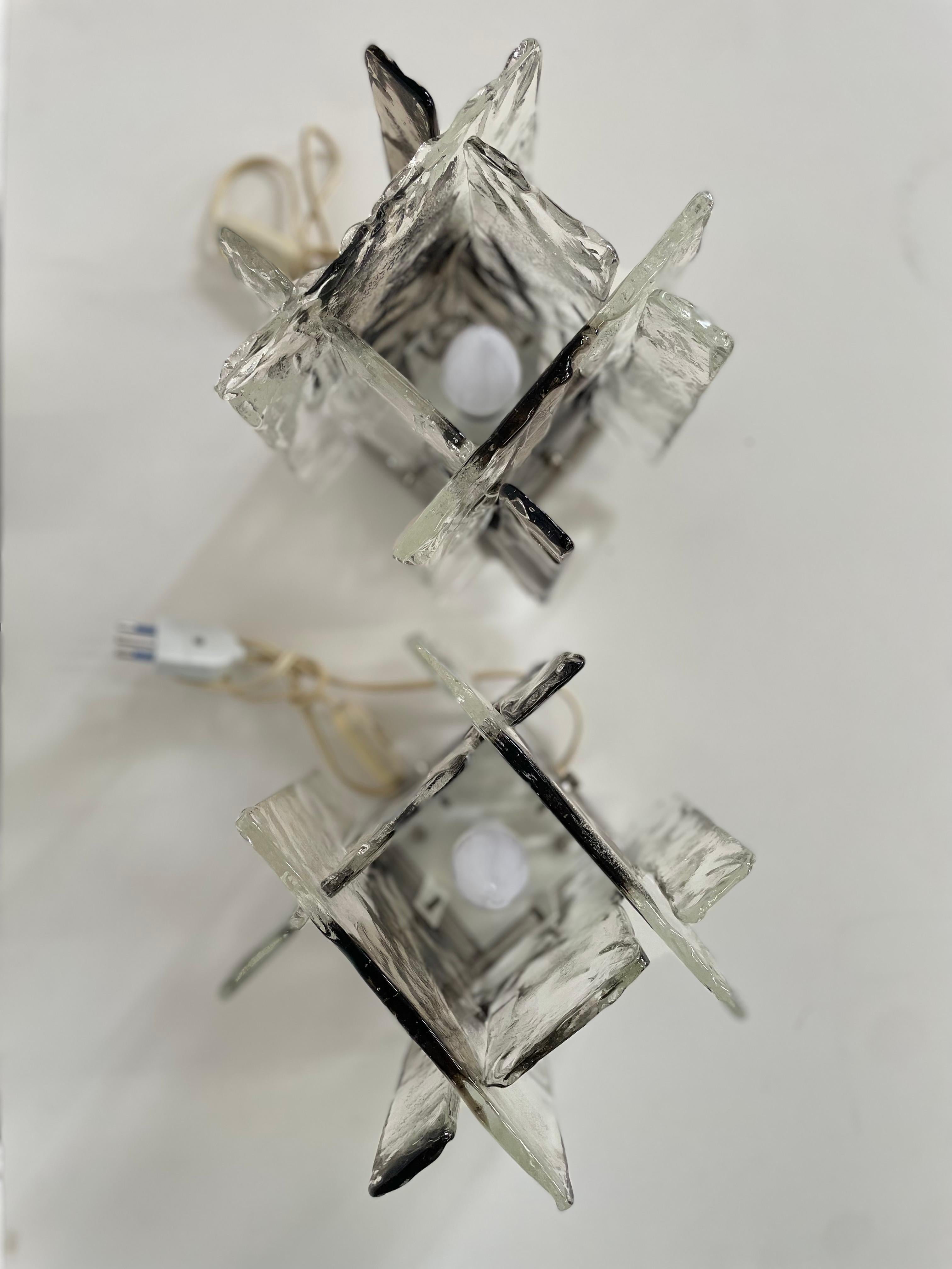 Pair of murano glass table lamps, by Carlo Nason production Mazzega For Sale 2