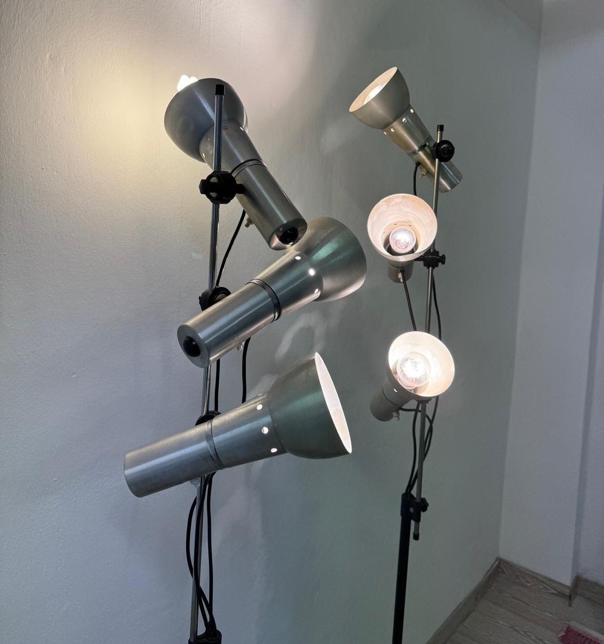 Pareja de lámparas de pie Space Age Italian en venta