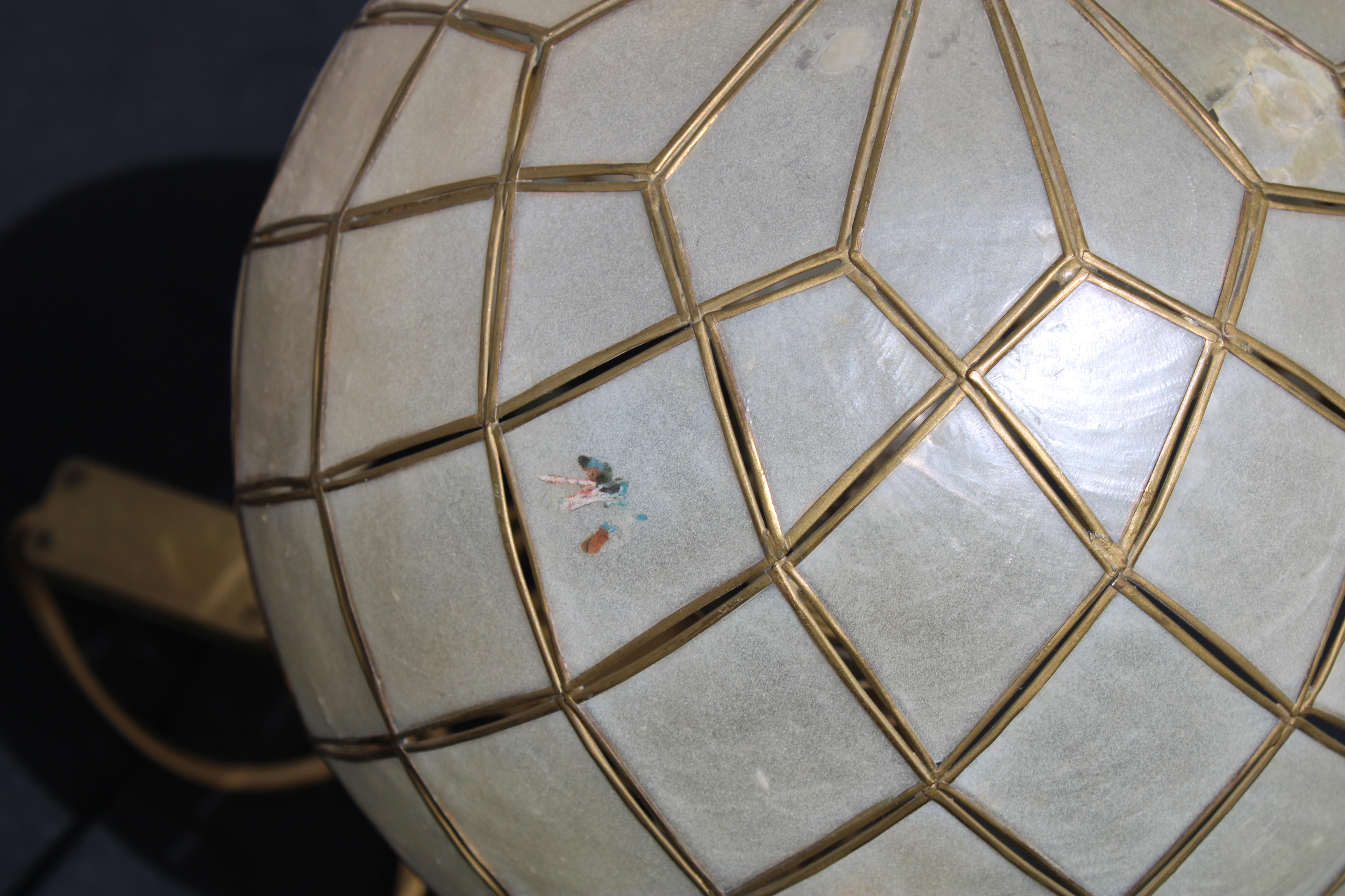 Laiton Paire de lampes de table décoratives en laiton Italie 1970 en vente