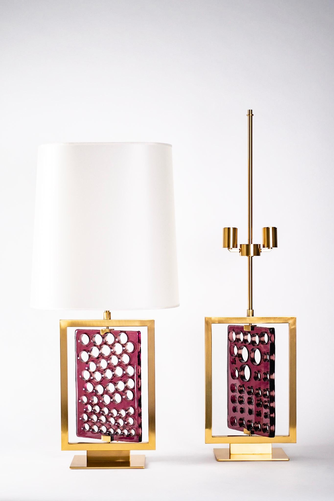 Paire de lampes 'GIRO BUCO BORGOGNA' de Roberto Giulio Rida 

Lampes de table appartenant à la collection iconique 
