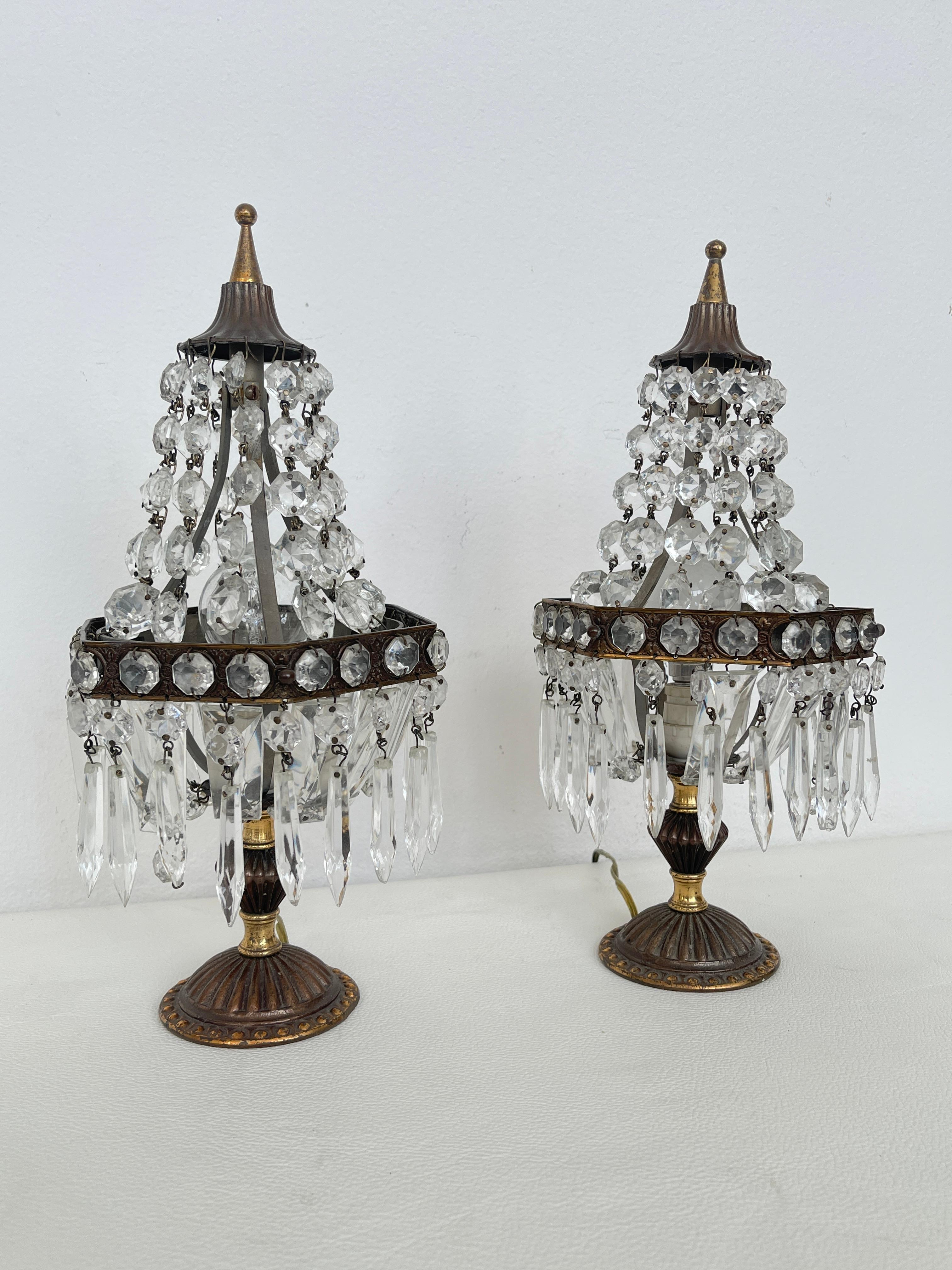 Par de Lámparas de Estilo Clásico con Cristales - Elegancia y Refinamiento Italian en venta