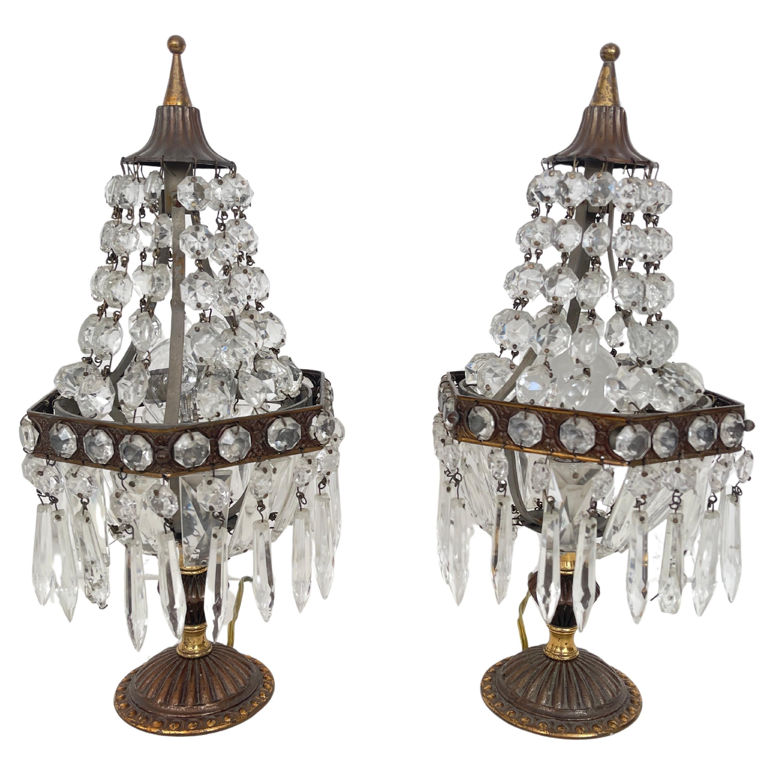 Paire de lampes de style classique avec cristaux - Elégance et raffinement