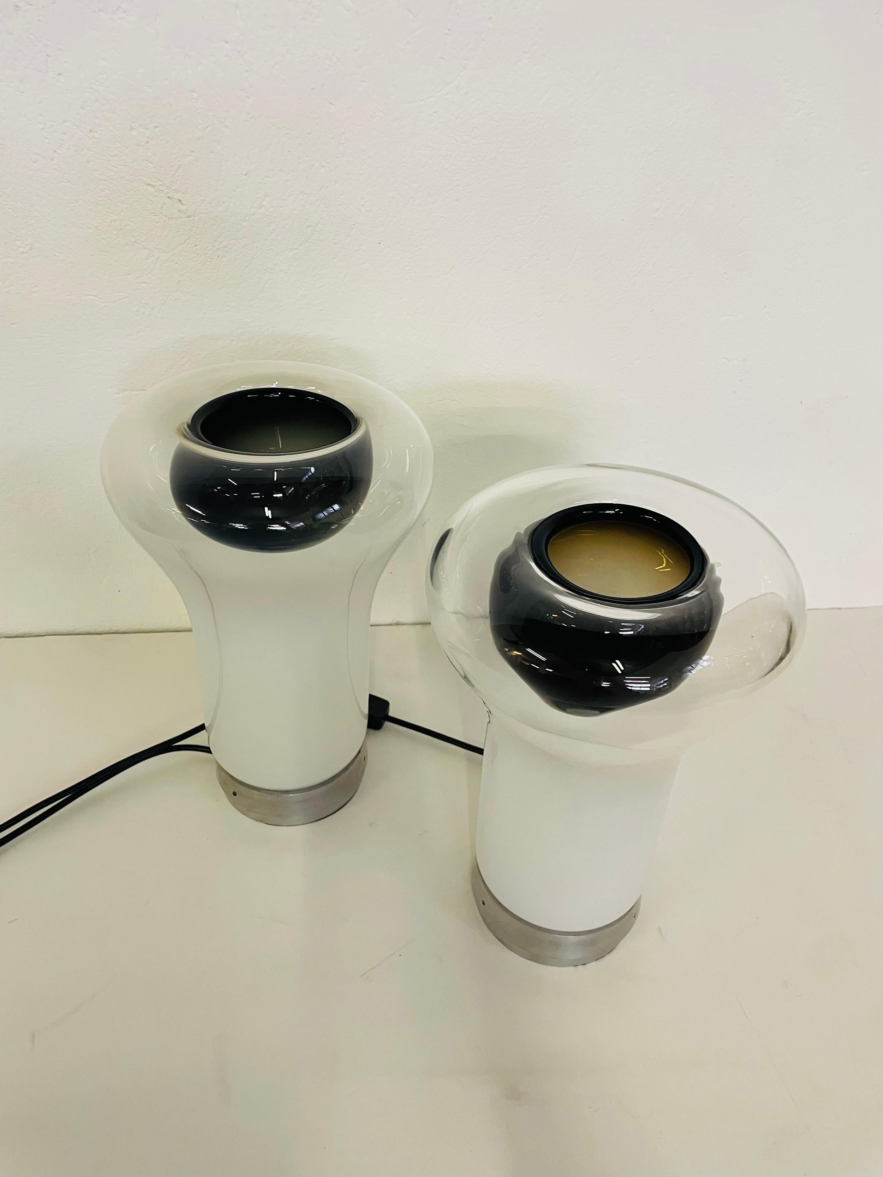 Mid-Century Modern Paire de lampes Saffo par Angelo Mangiarotti pour Artemide en vente