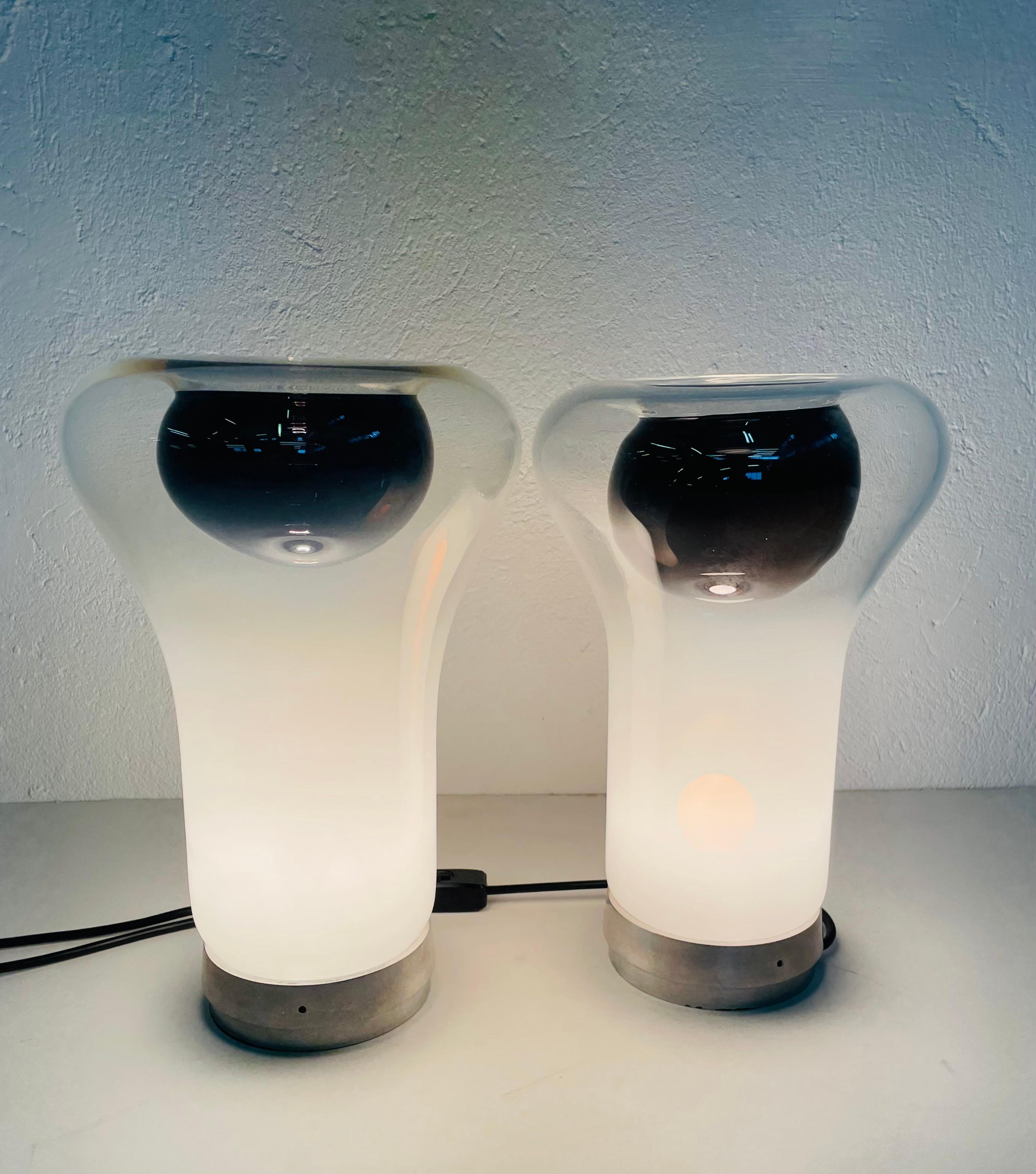 Acier Paire de lampes Saffo par Angelo Mangiarotti pour Artemide en vente