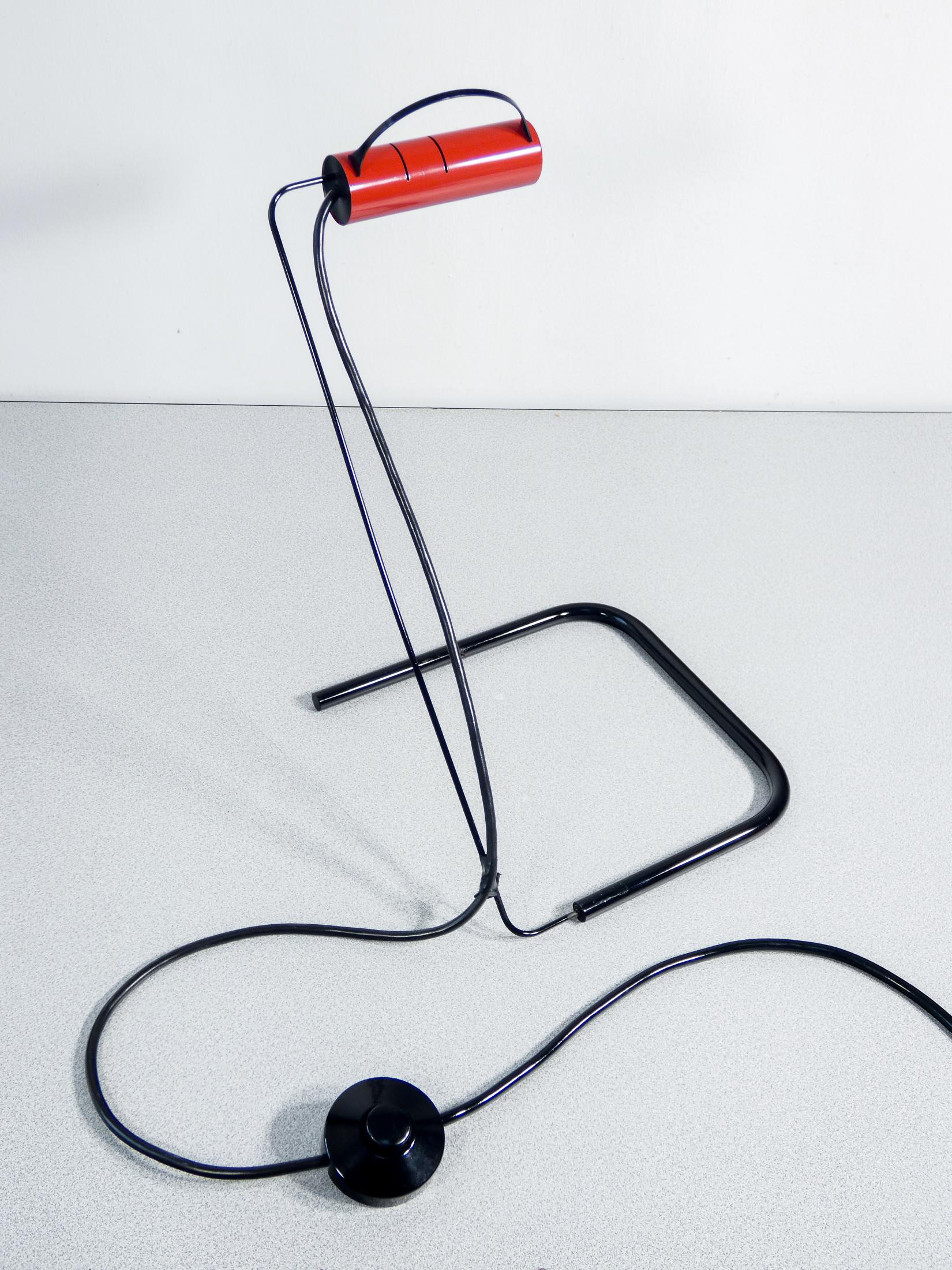 Coppia di lampade Slalom, design Vico MAGISTRETTI per OLUCE. Italia, Anni 80 For Sale 4