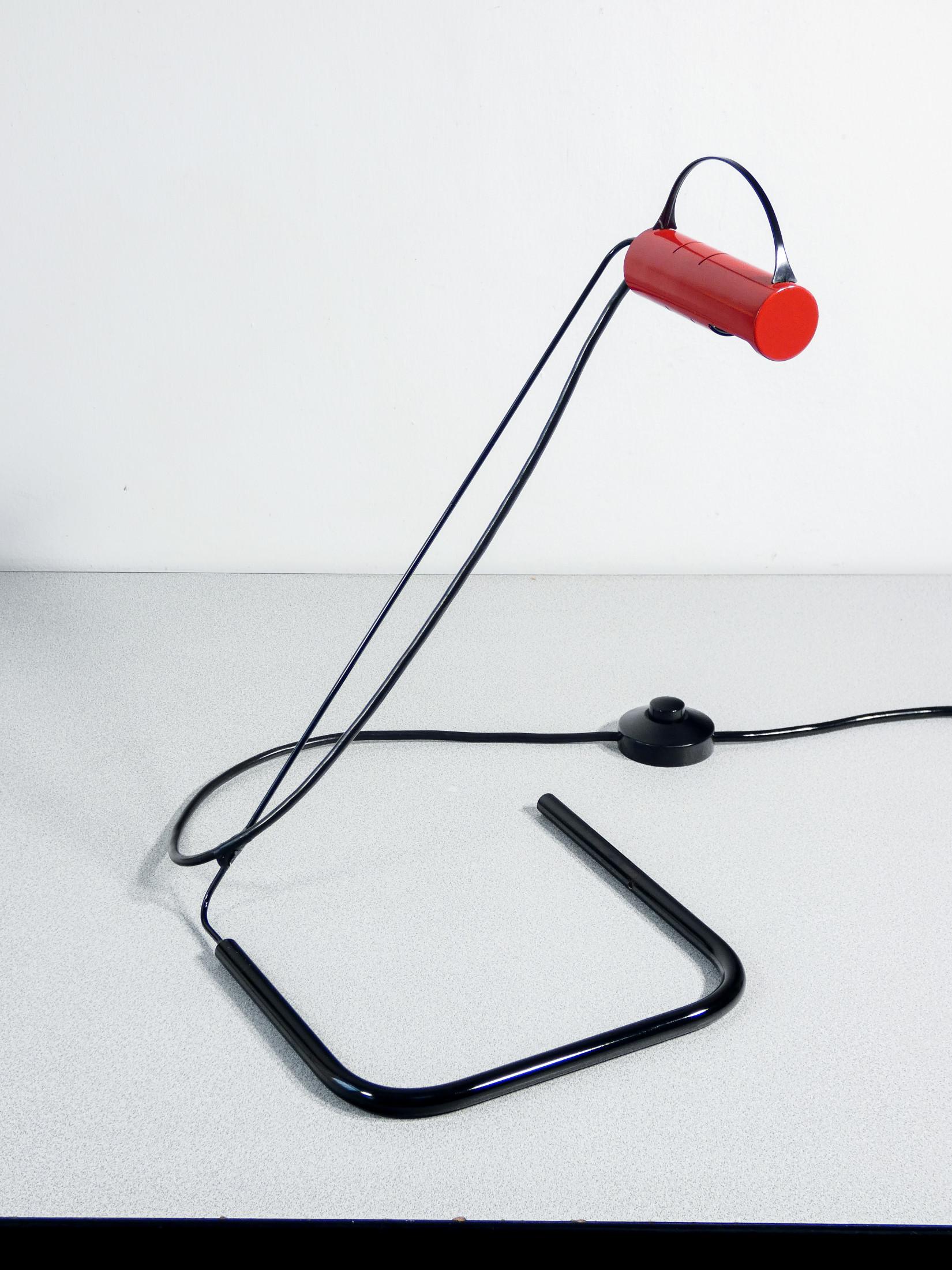 Coppia di lampade Slalom, design Vico MAGISTRETTI per OLUCE. Italia, Anni 80 For Sale 5