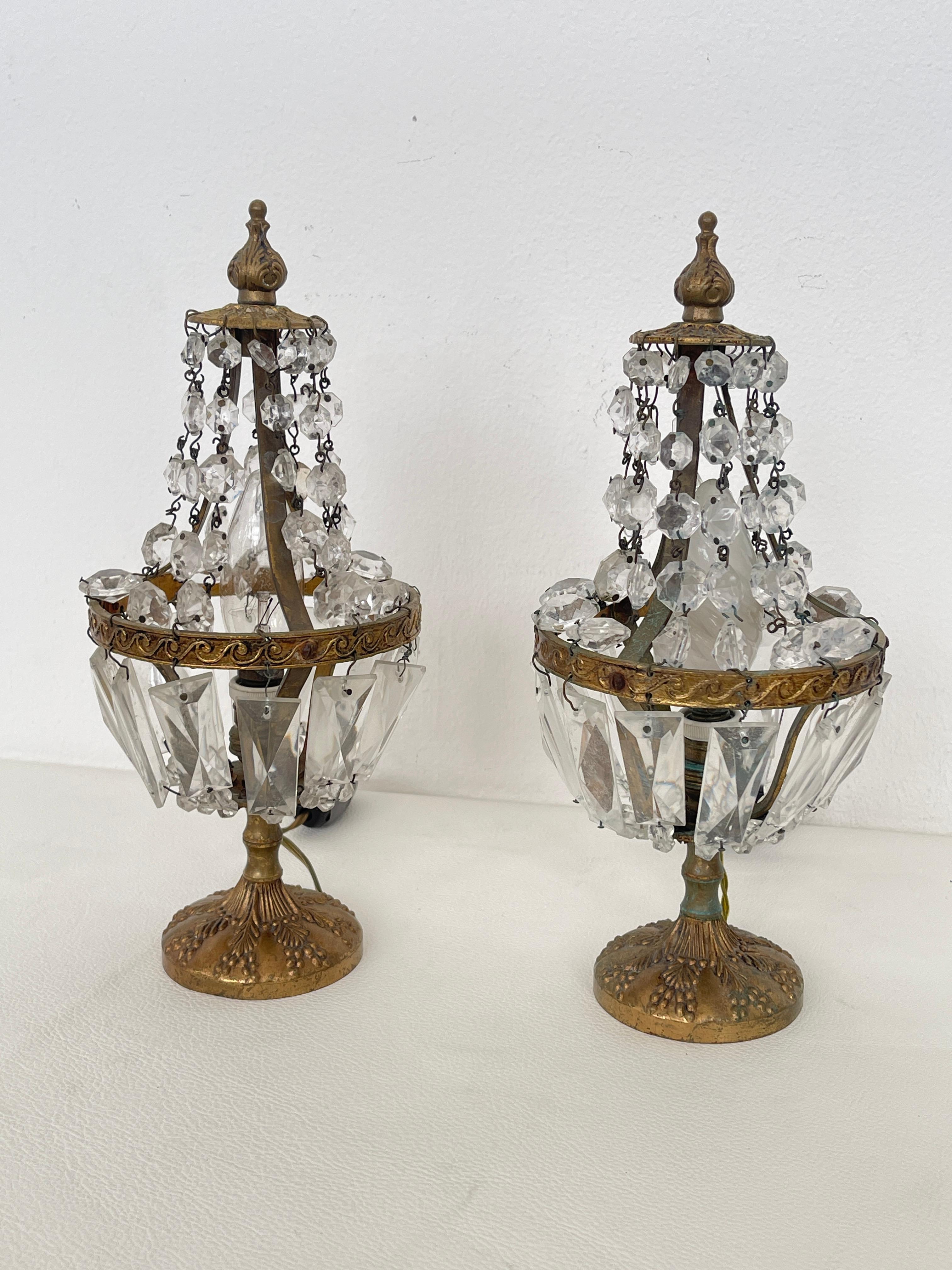 Italian Paire de lampes vintage avec cristaux - Golden Elegance en vente