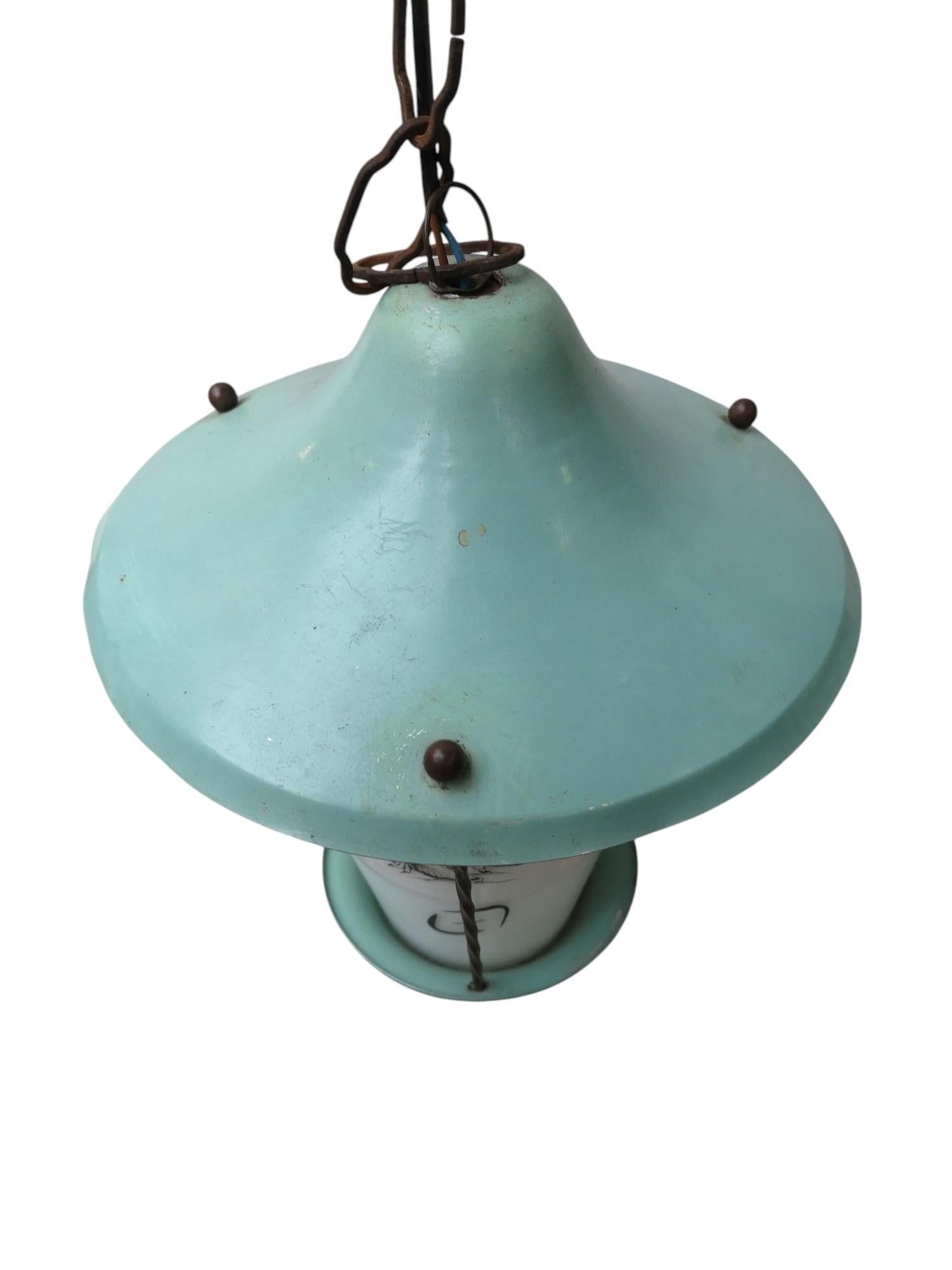 Paire de lanternes italiennes en verre opalin et laiton années 1950 en vente 6