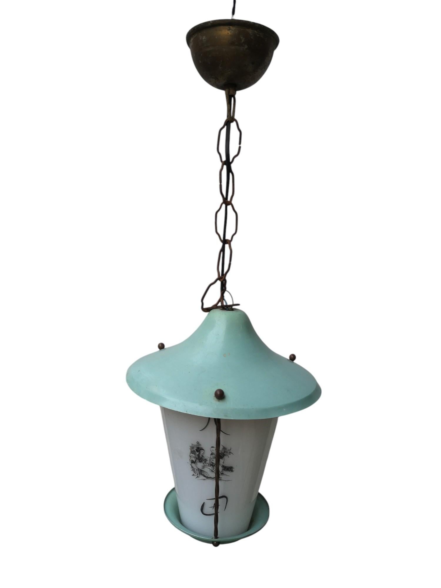 Paire de lanternes italiennes en verre opalin et laiton années 1950 en vente 1